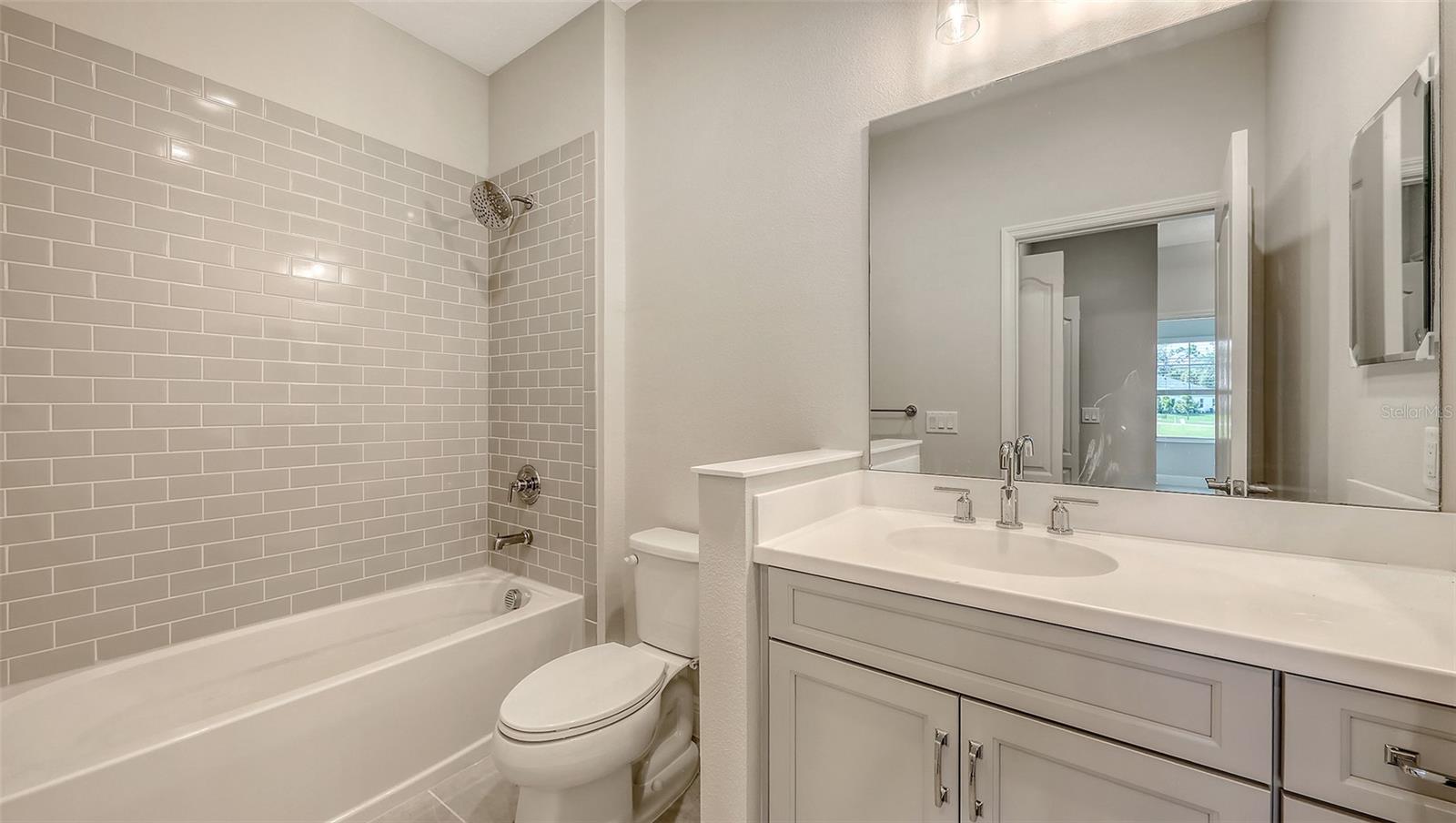 11533 GREAT BROOK LN, PARRISH, FL — photo 28