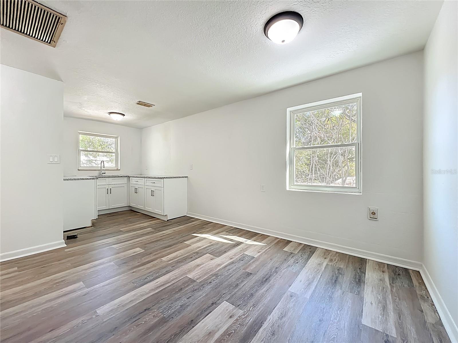 301 E ATWATER AVE, EUSTIS, FL — photo 112