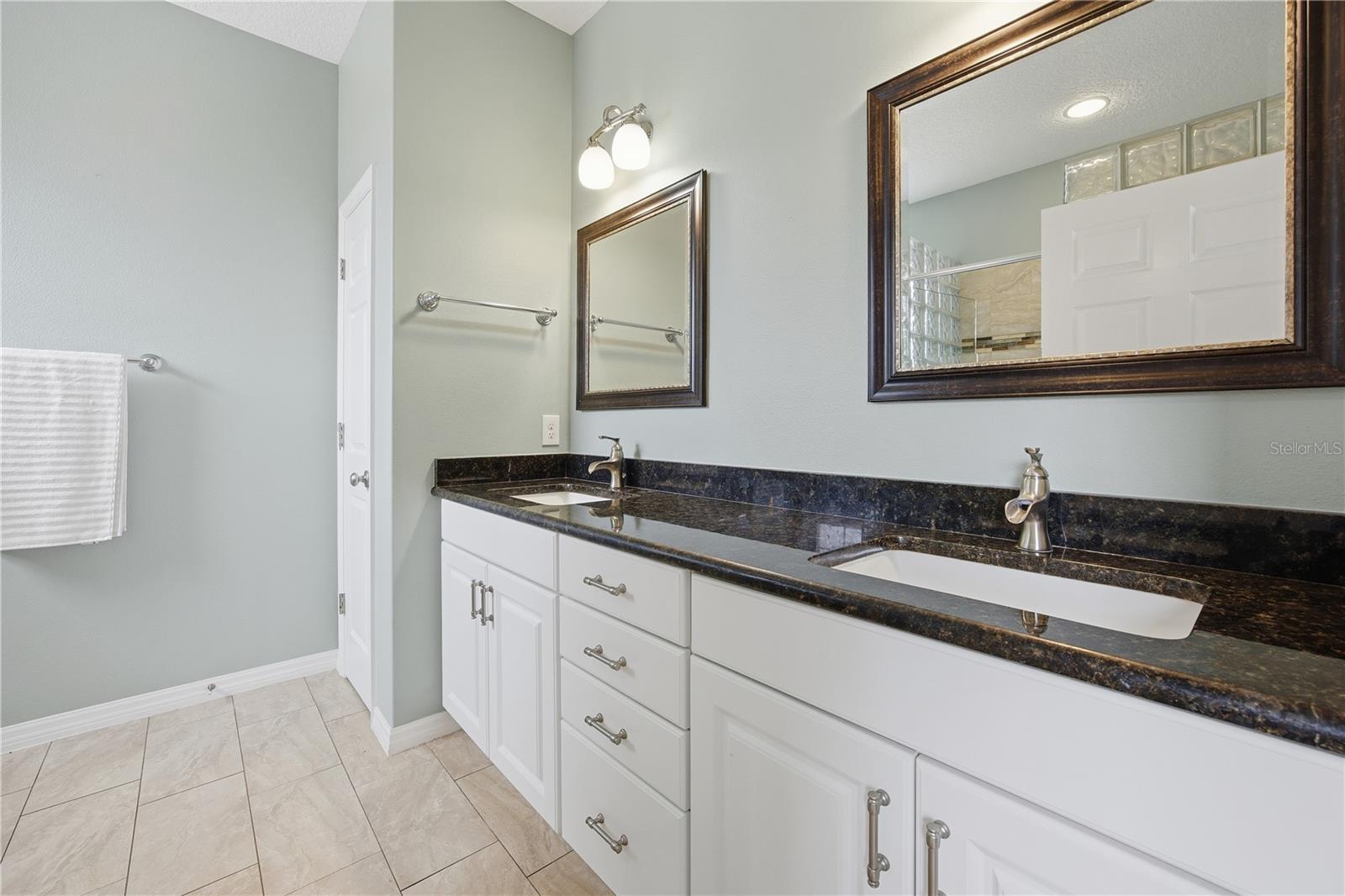 5608 STRONG PT, WEIRSDALE, FL — photo 72