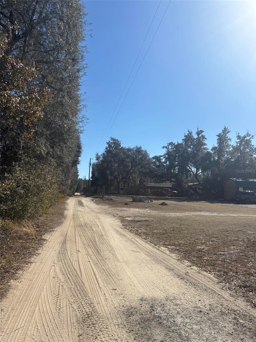 14500 NE 188TH PL, FORT MC COY, FL — photo 34