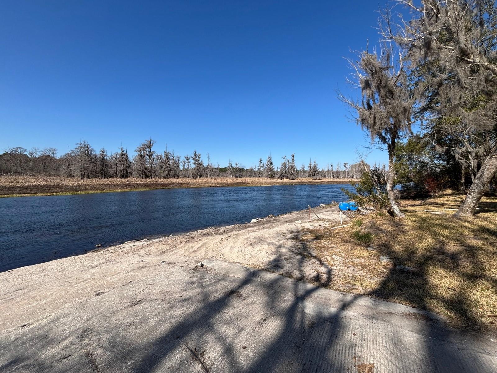 14500 NE 188TH PL, FORT MC COY, FL — photo 40