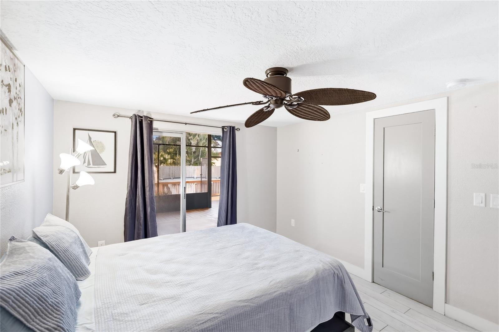 5320 MOELLER AVE, SARASOTA, FL — photo 9