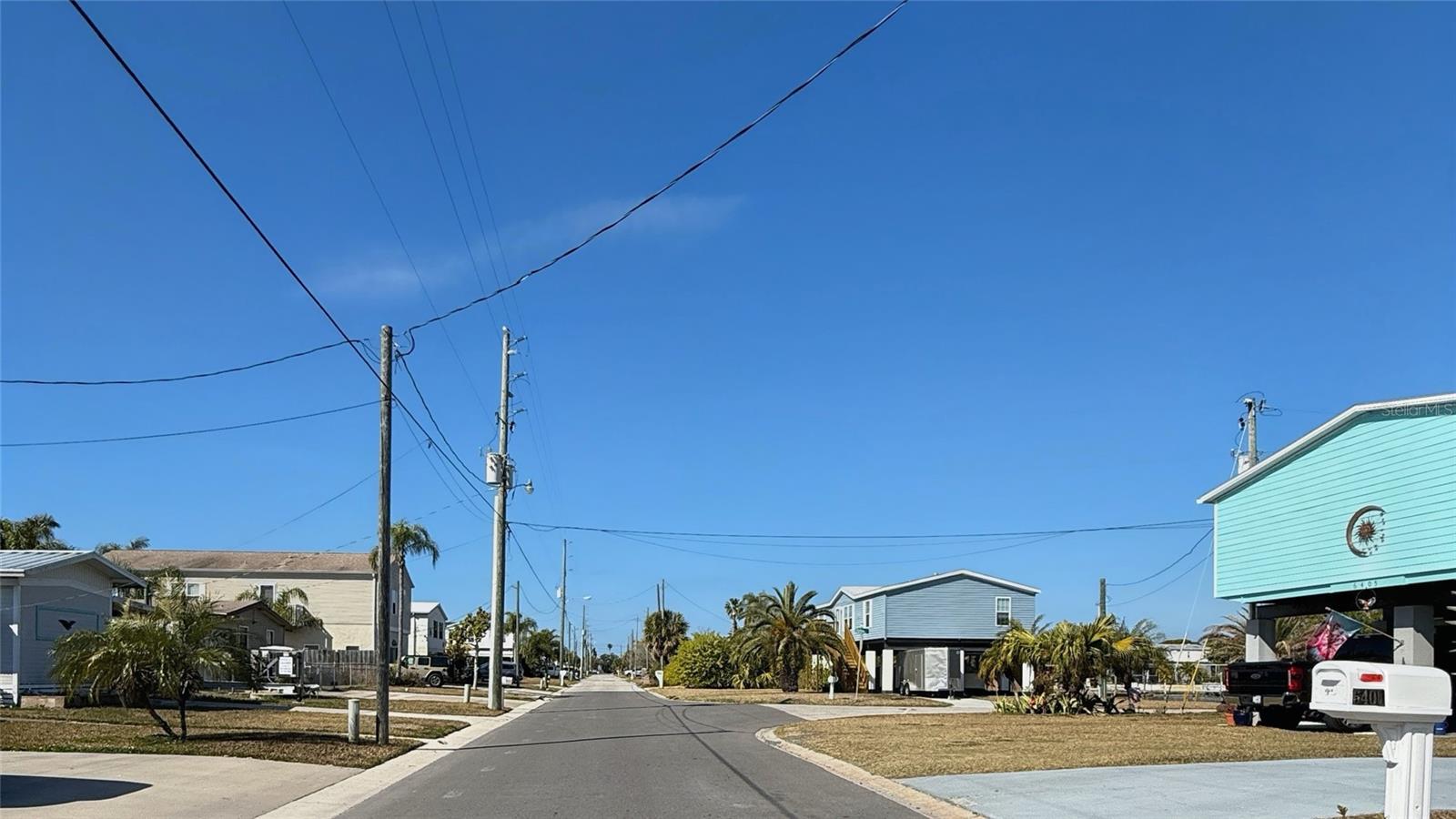 6411 TOWER DR, HUDSON, FL — photo 8