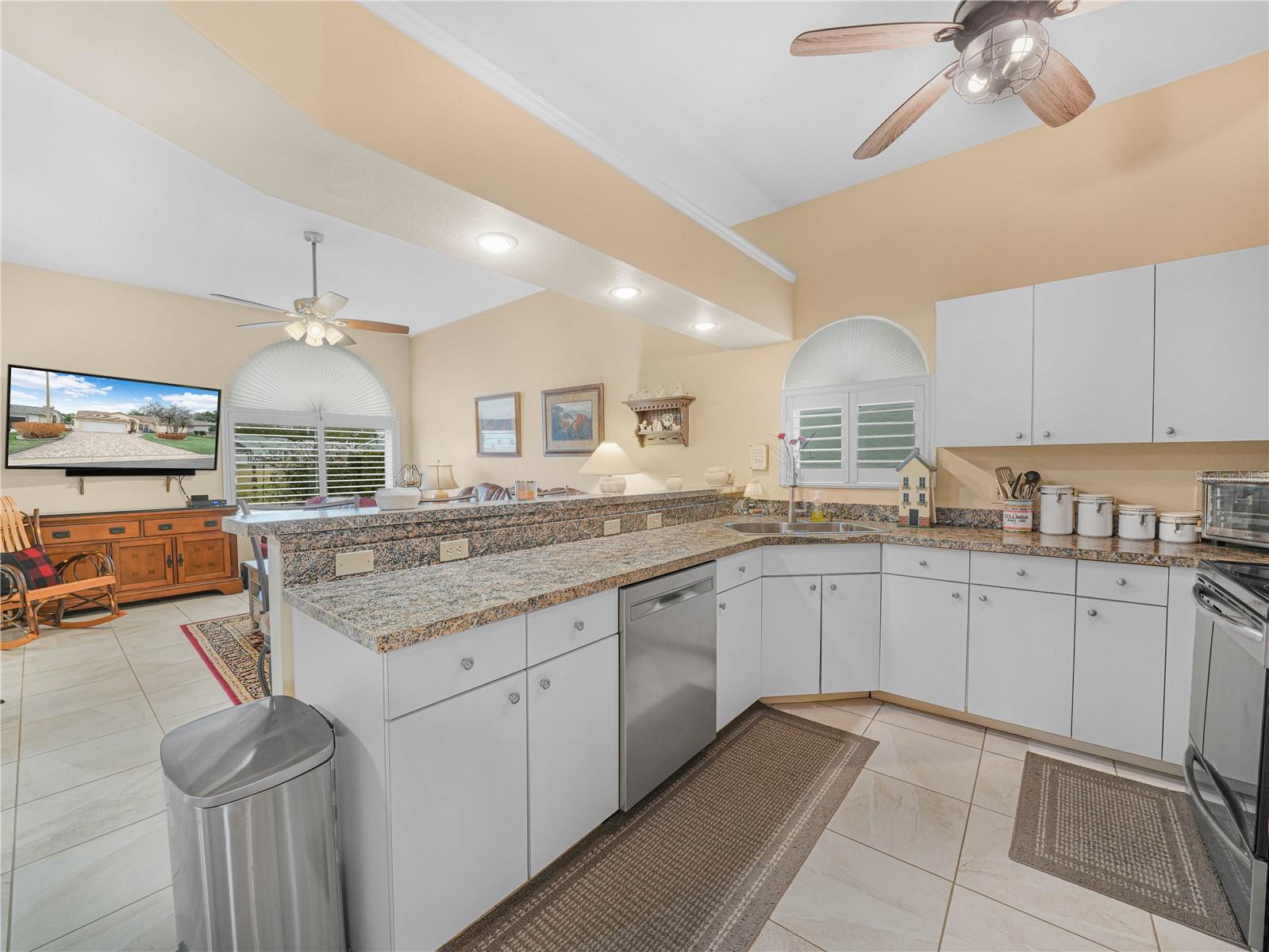 5888 SANDPIPERS DR, LAKELAND, FL — photo 8