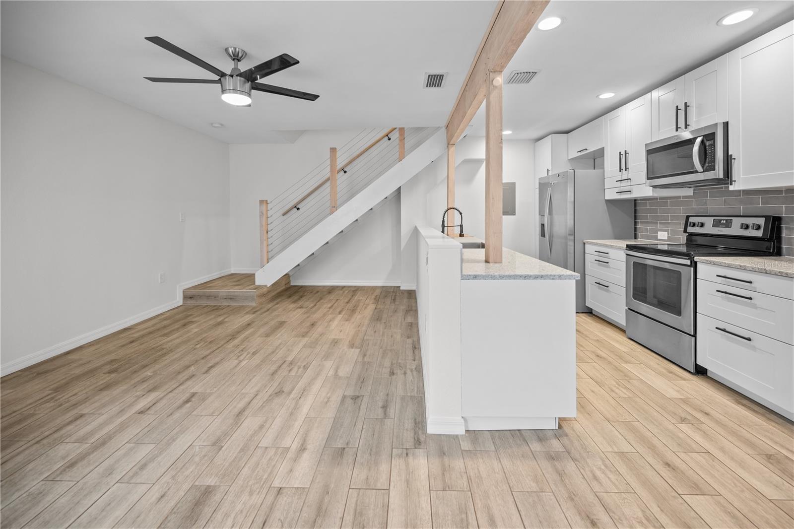 1832 BOUGH AVE #3, CLEARWATER, FL — photo 11