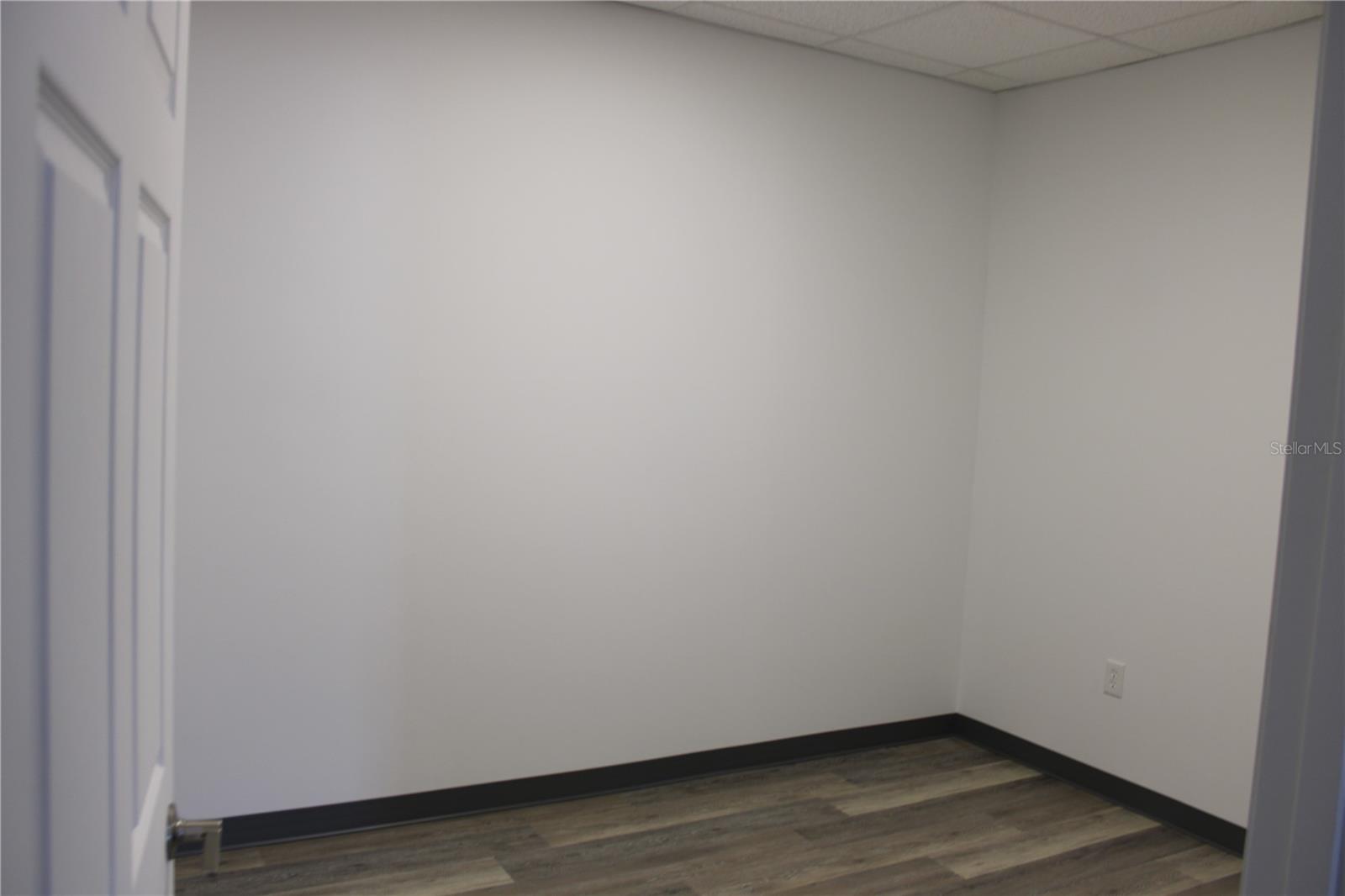 1400 L AND R INDUSTRIAL BLVD #Bldg. A, TARPON SPRINGS, FL — photo 5