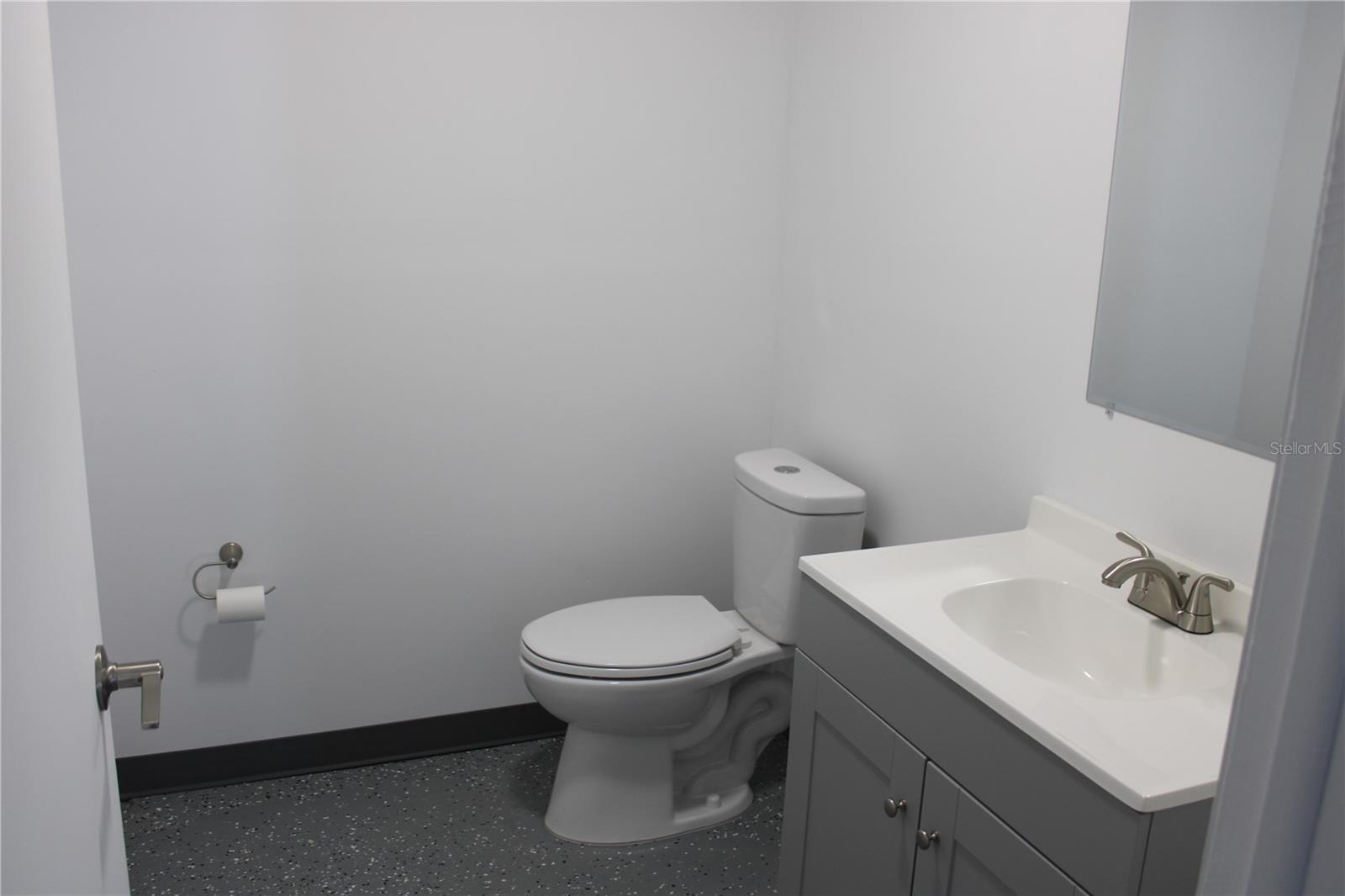 1400 L AND R INDUSTRIAL BLVD #Bldg. A, TARPON SPRINGS, FL — photo 7