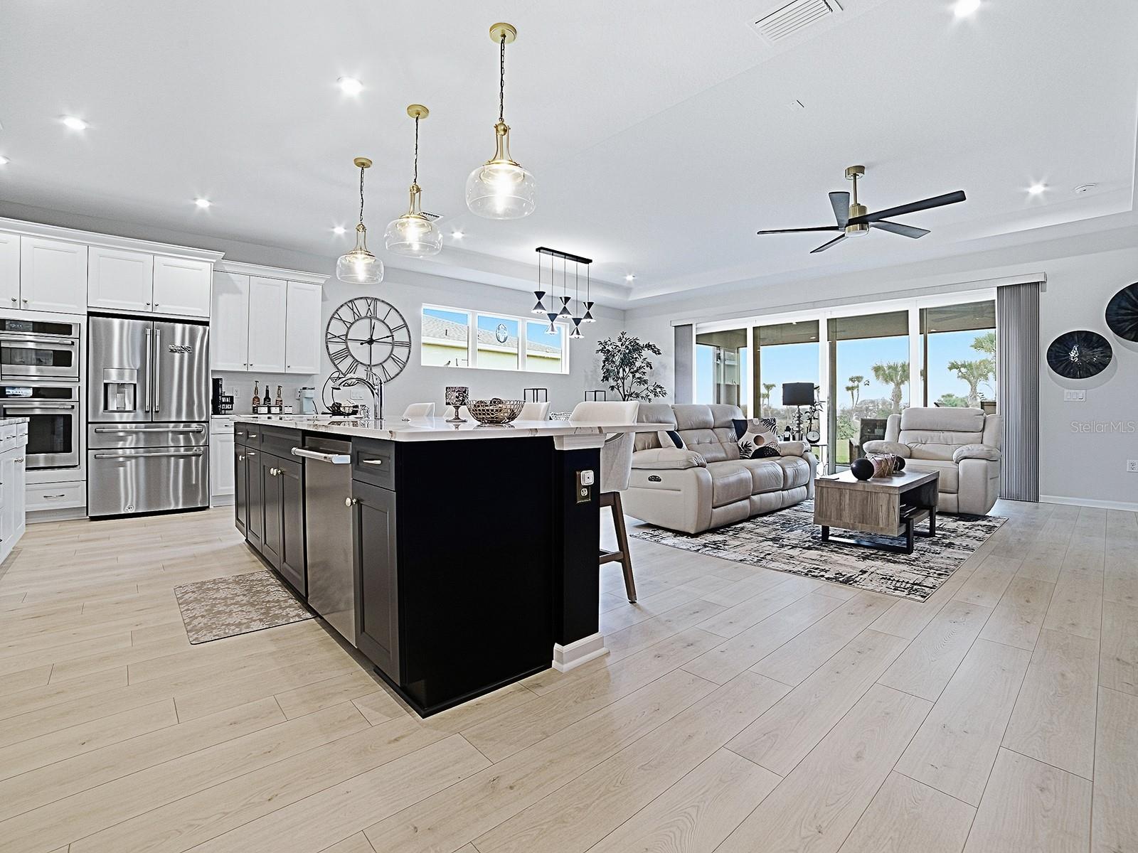 1599 BELLAGIO LOOP, TAVARES, FL — photo 11