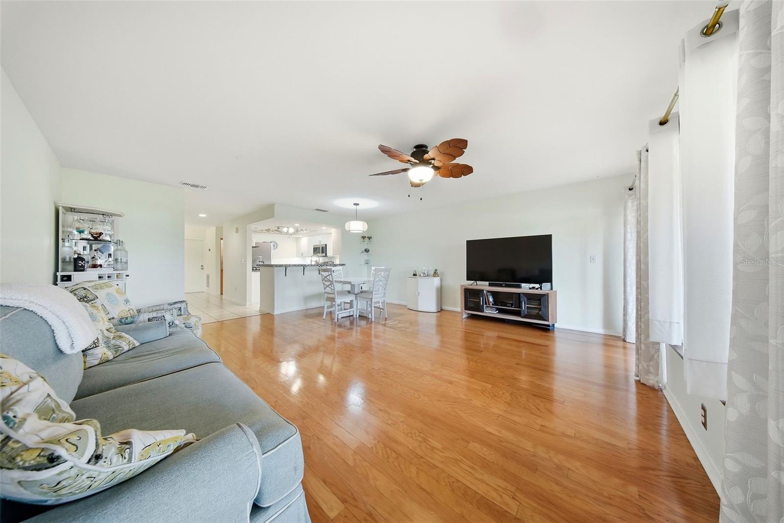 9100 PARK BLVD #6, SEMINOLE, FL — photo 9