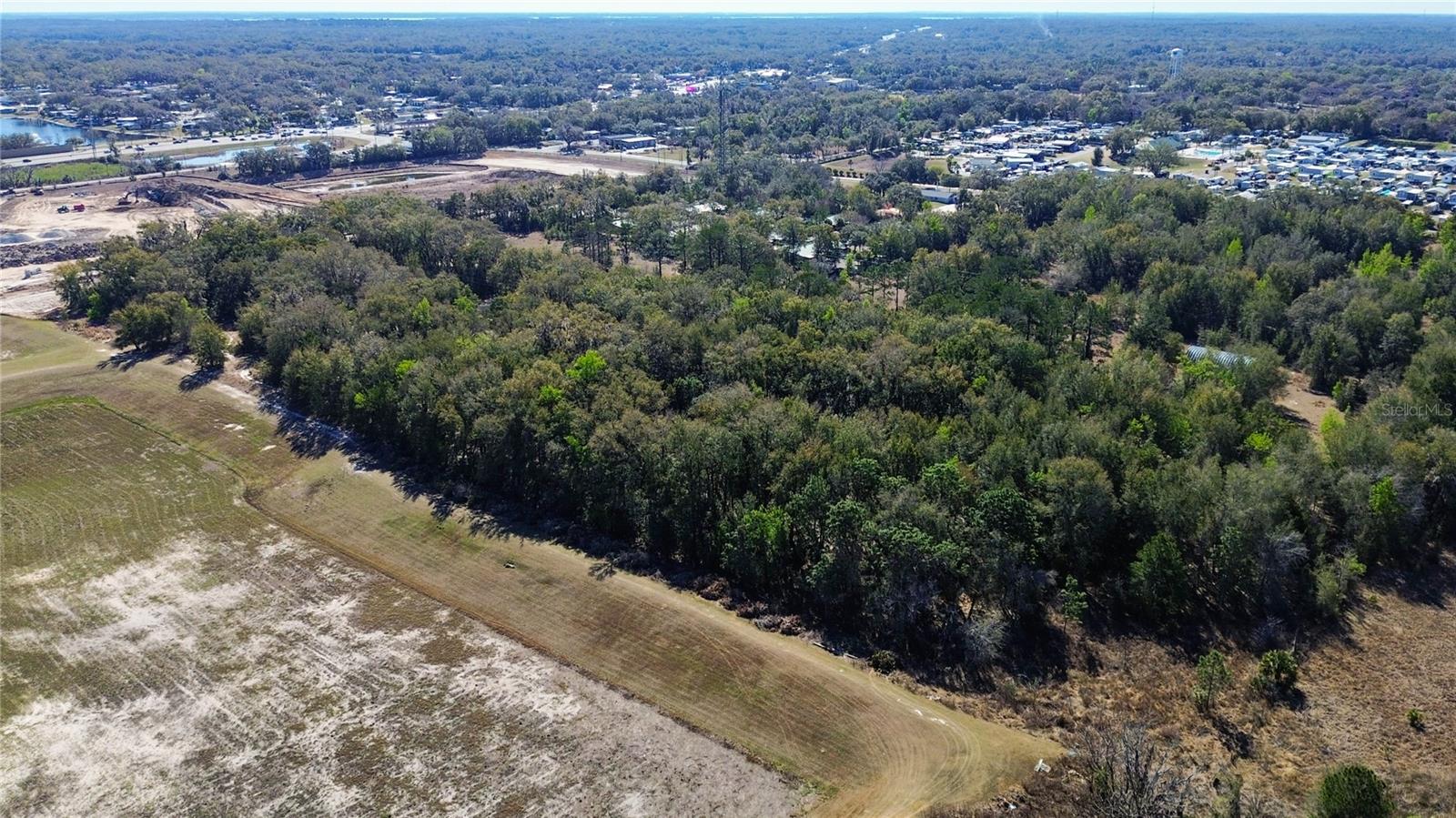 39725 CLAY AVE N, LADY LAKE, FL — photo 18