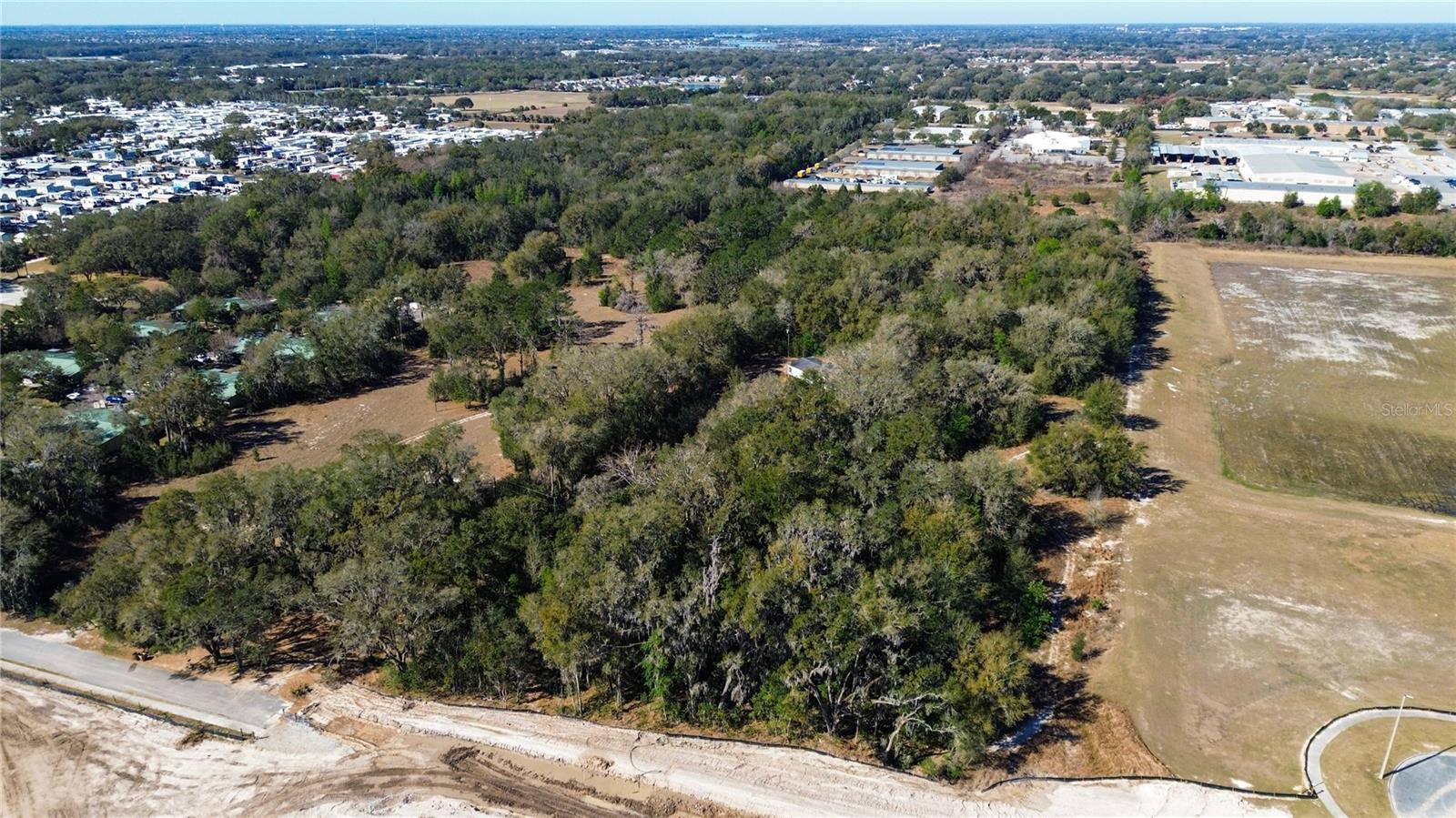 39725 CLAY AVE N, LADY LAKE, FL — photo 27