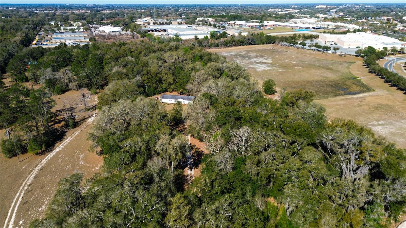 39725 CLAY AVE N, LADY LAKE, FL — photo 32