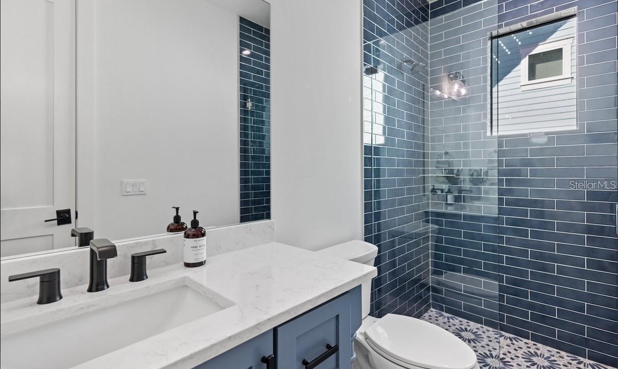 203 BAY DR N, BRADENTON BEACH, FL — photo 31