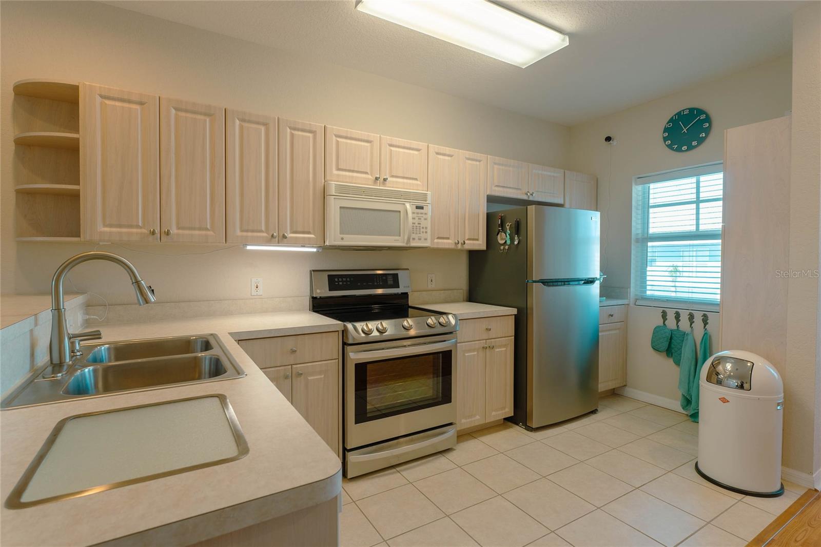 3919 CAPE HAZE DR #503, ROTONDA WEST, FL — photo 5