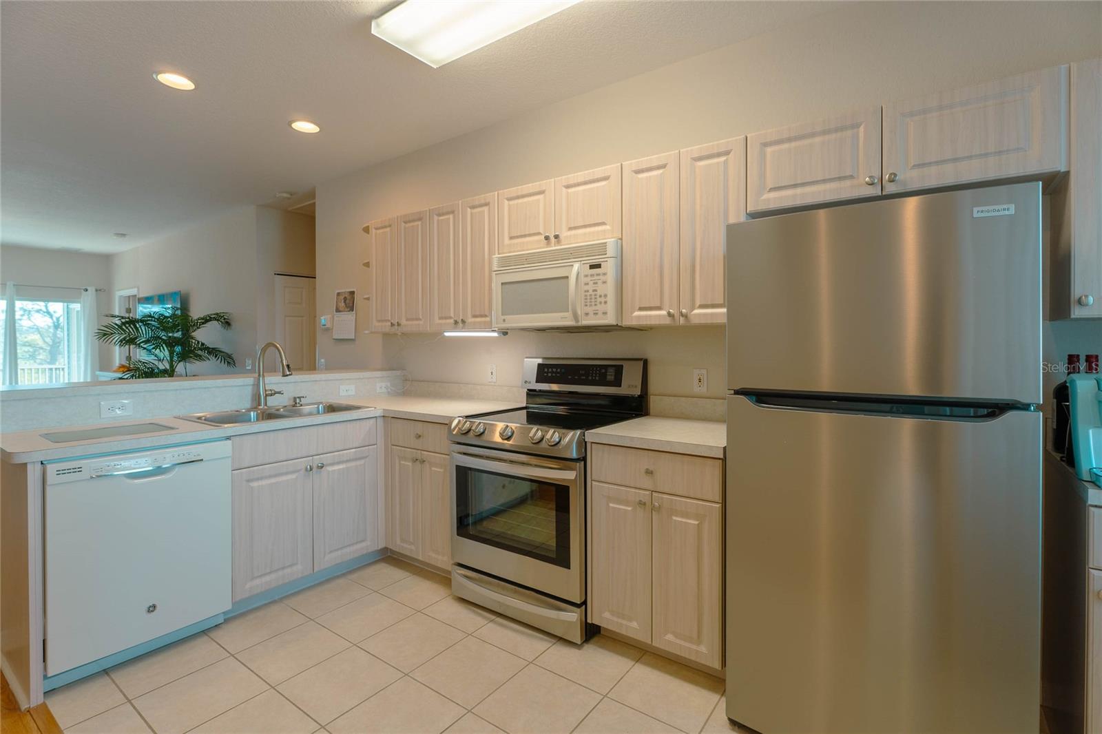 3919 CAPE HAZE DR #503, ROTONDA WEST, FL — photo 7