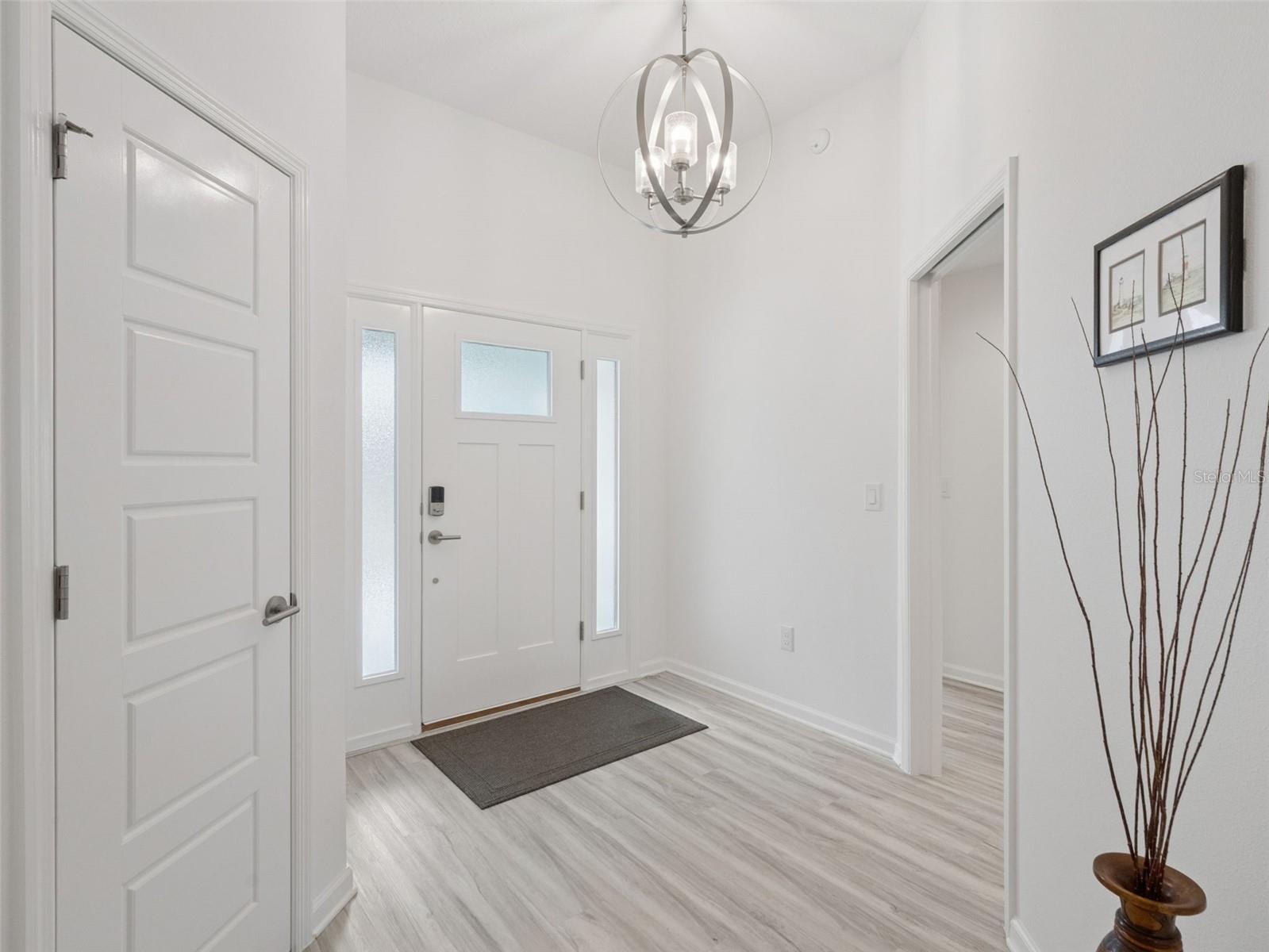 7492 FAR HILLS LOOP, THE VILLAGES, FL — photo 27