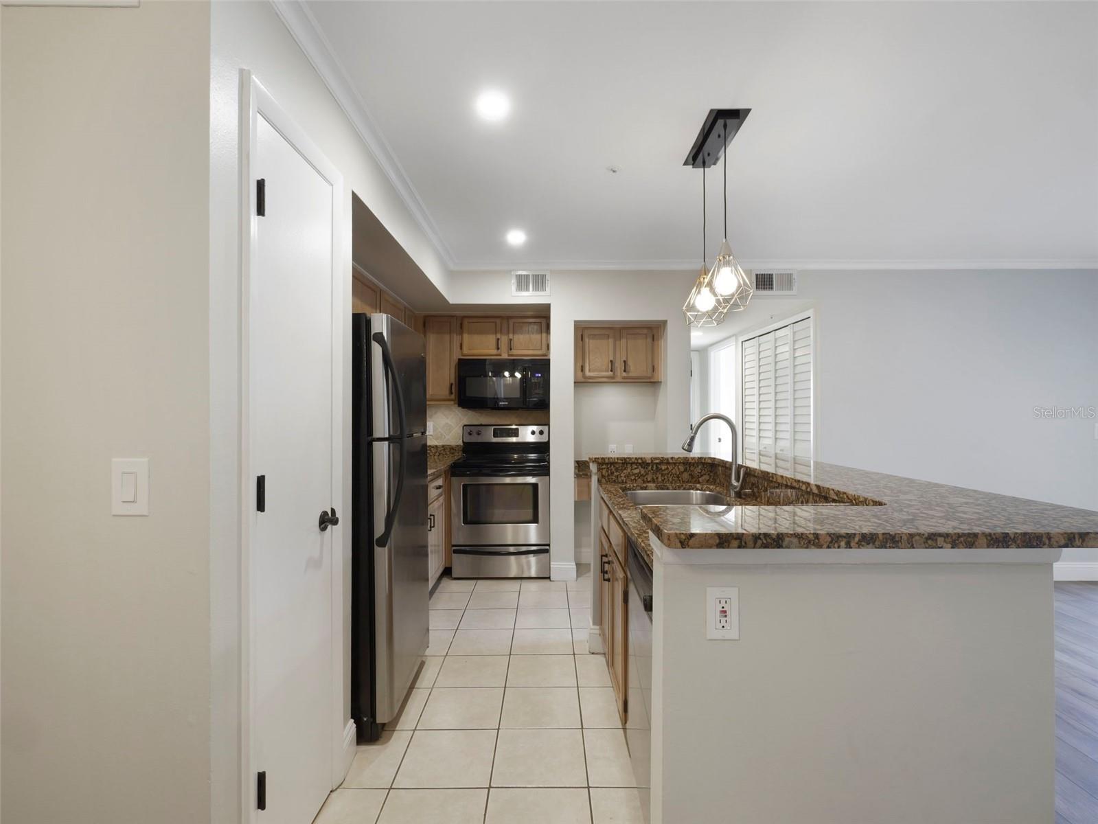 486 N PIN OAK PL #112, LONGWOOD, FL — photo 11