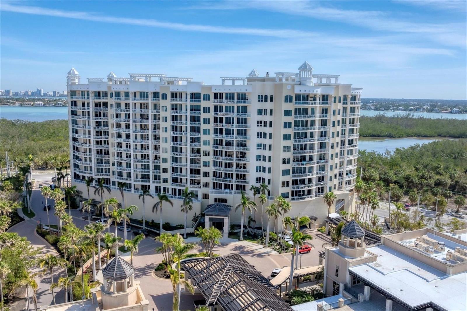1300 BENJAMIN FRANKLIN DR #304, SARASOTA, FL — photo 4