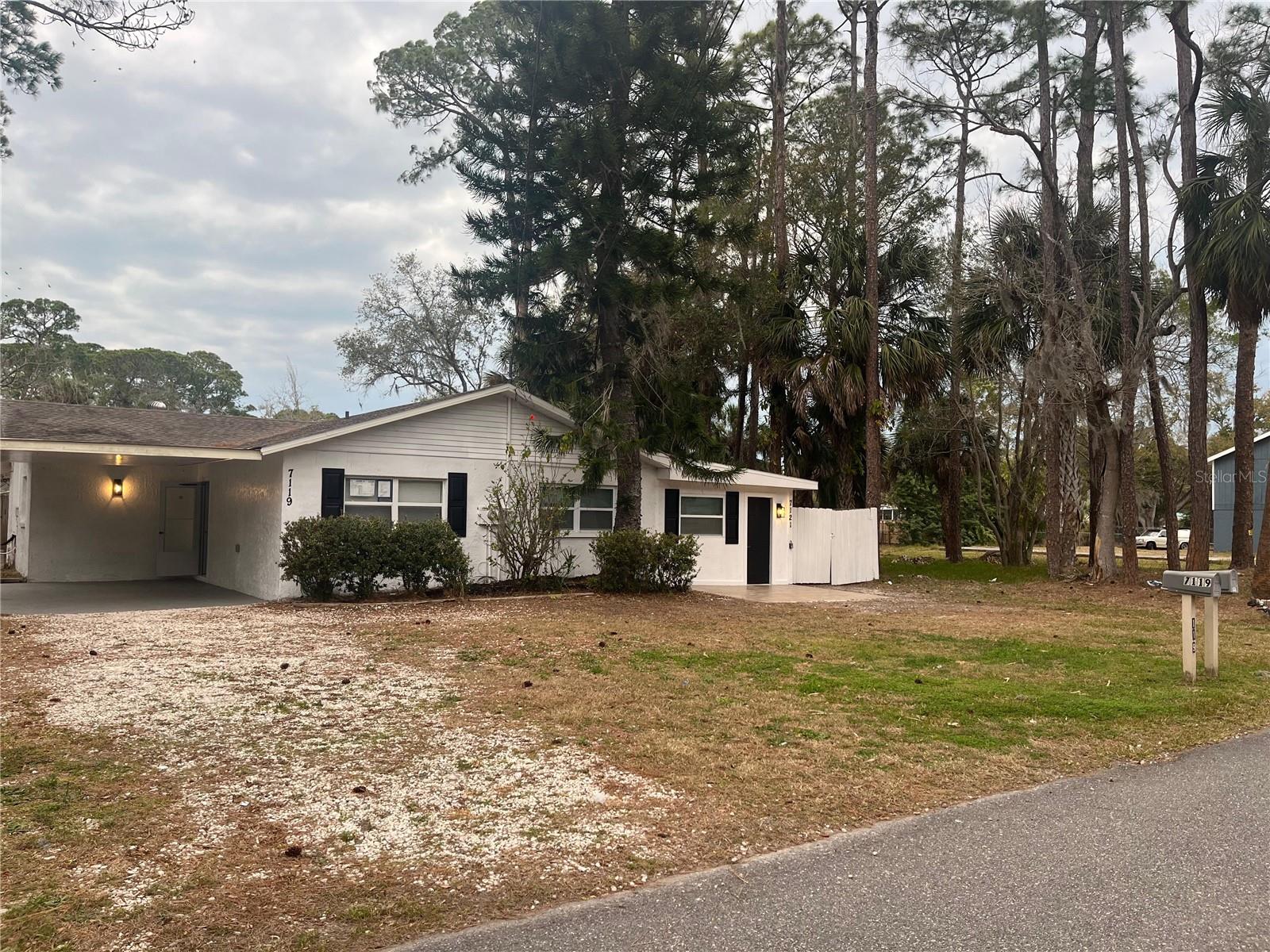 7119-7121 OAKWOOD, NEW PORT RICHEY, FL — photo 3