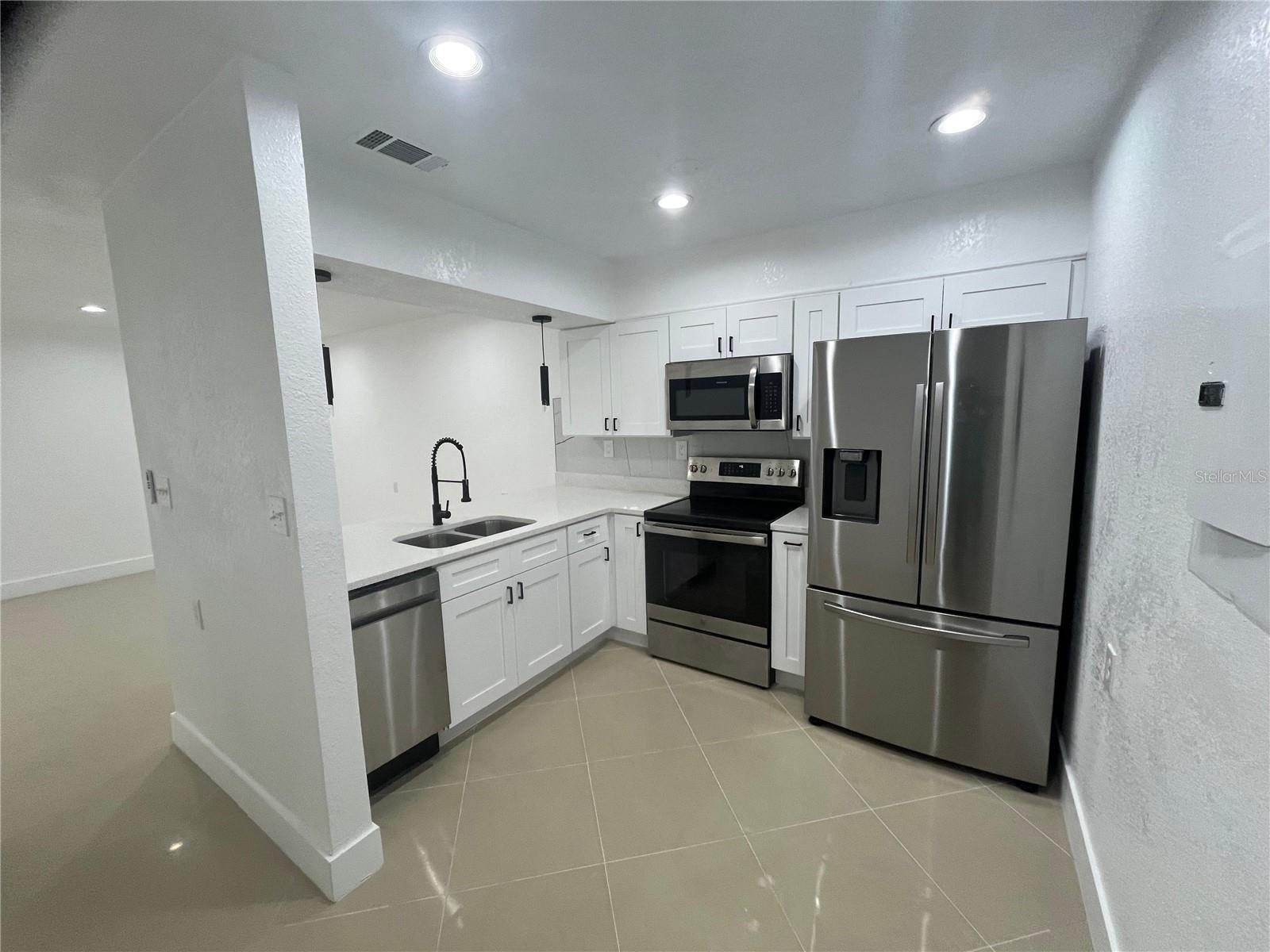 7119-7121 OAKWOOD, NEW PORT RICHEY, FL — photo 12