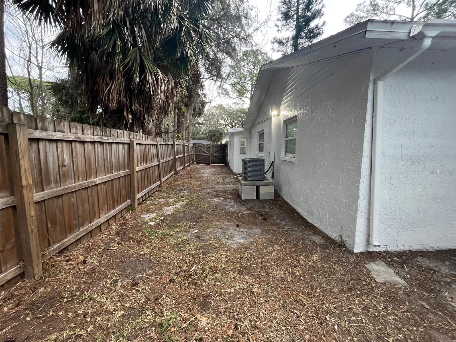 7119-7121 OAKWOOD, NEW PORT RICHEY, FL — photo 30