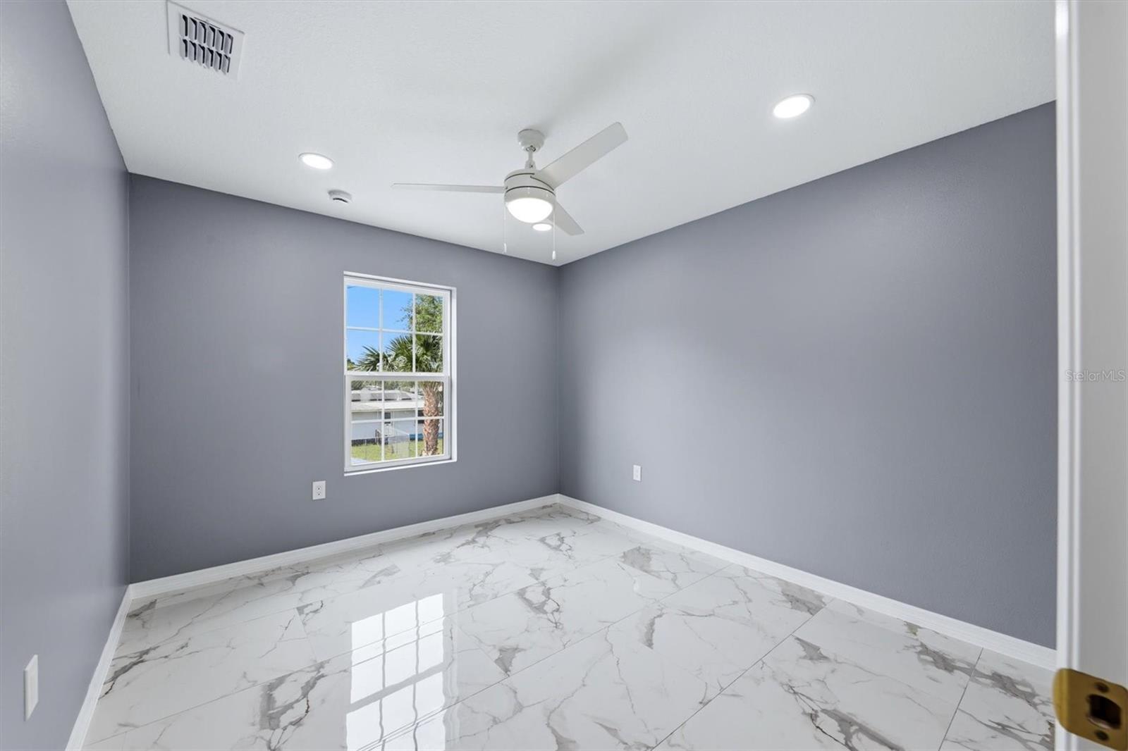 1615 31ST AVE E, BRADENTON, FL — photo 31