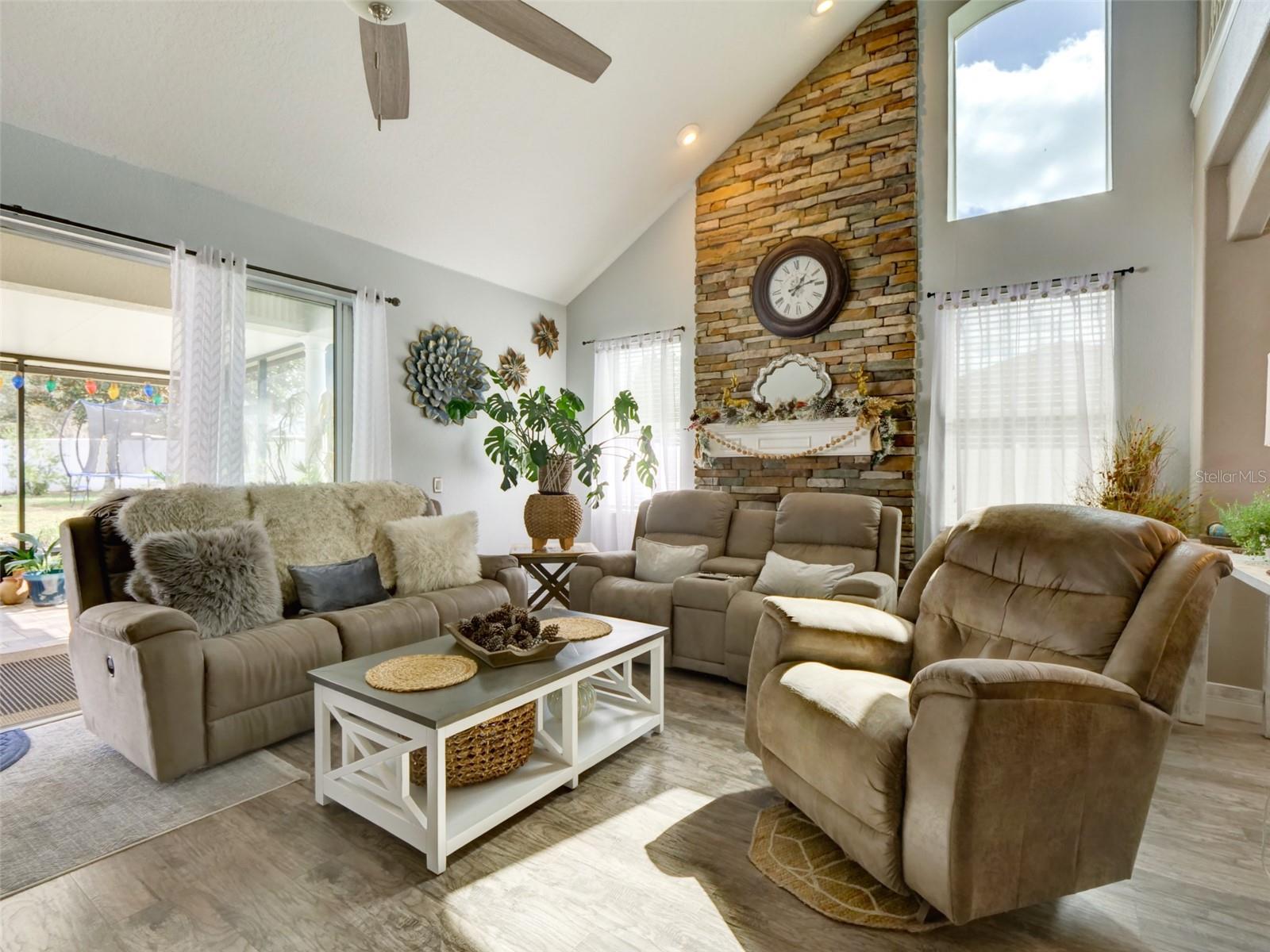 1450 MERION DR, MOUNT DORA, FL — photo 15