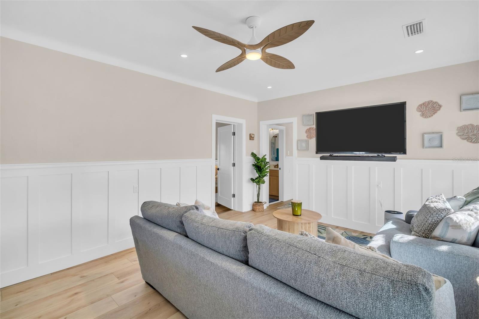 16613 GULF BLVD, NORTH REDINGTON BEACH, FL — photo 5