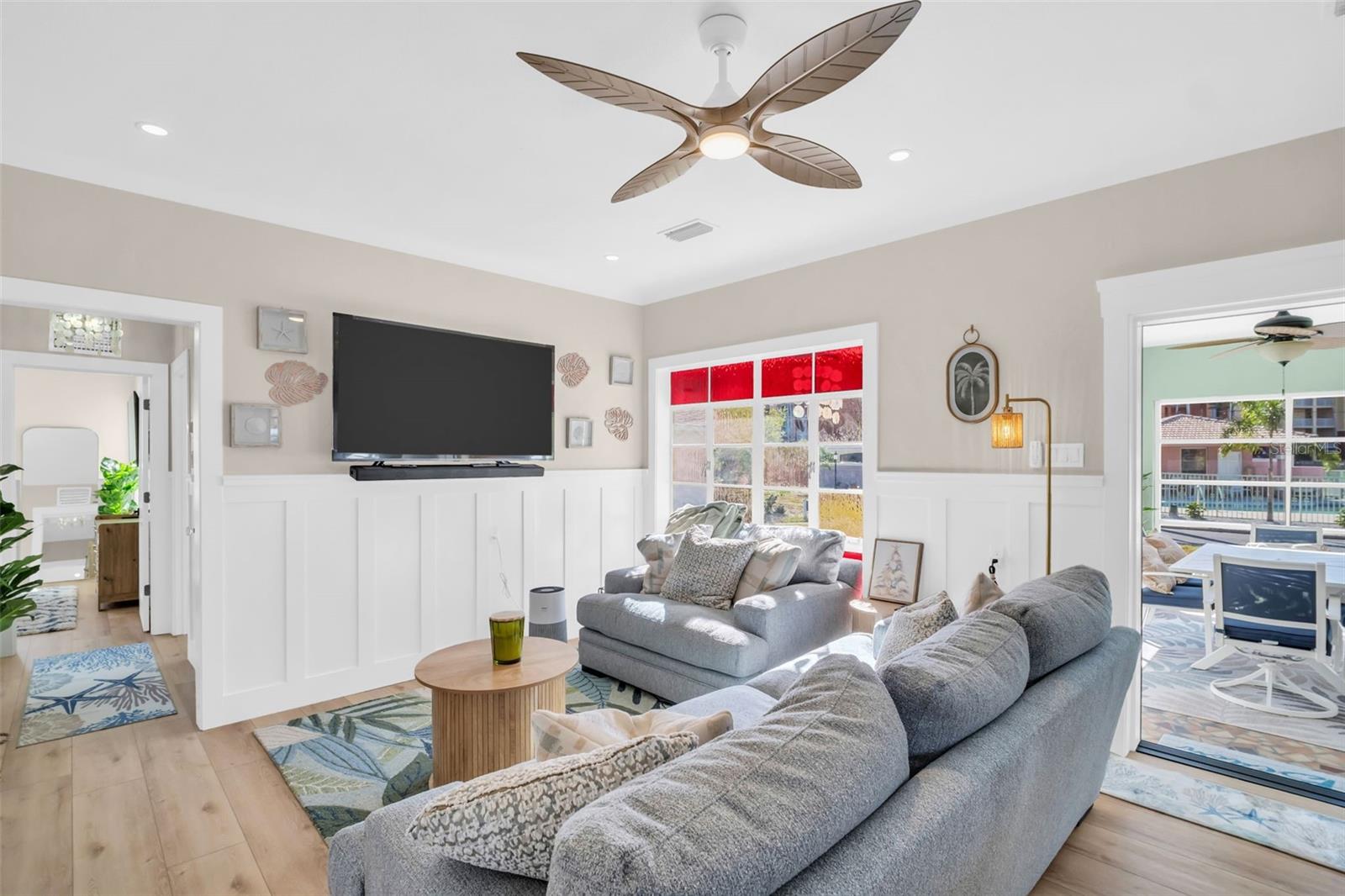 16613 GULF BLVD, NORTH REDINGTON BEACH, FL — photo 6