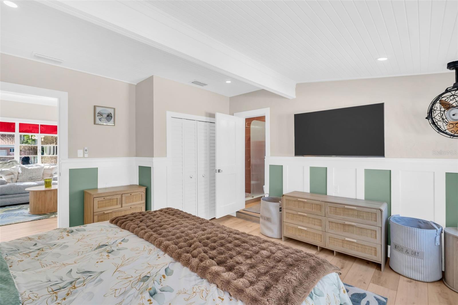 16613 GULF BLVD, NORTH REDINGTON BEACH, FL — photo 19