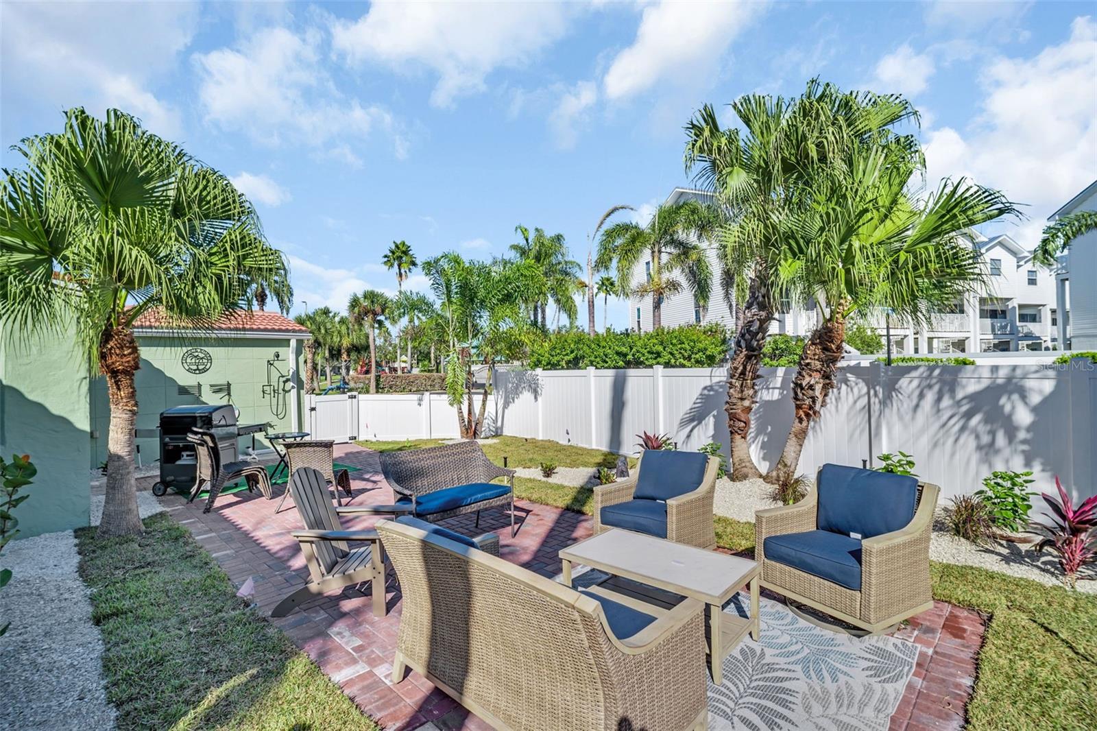 16613 GULF BLVD, NORTH REDINGTON BEACH, FL — photo 36