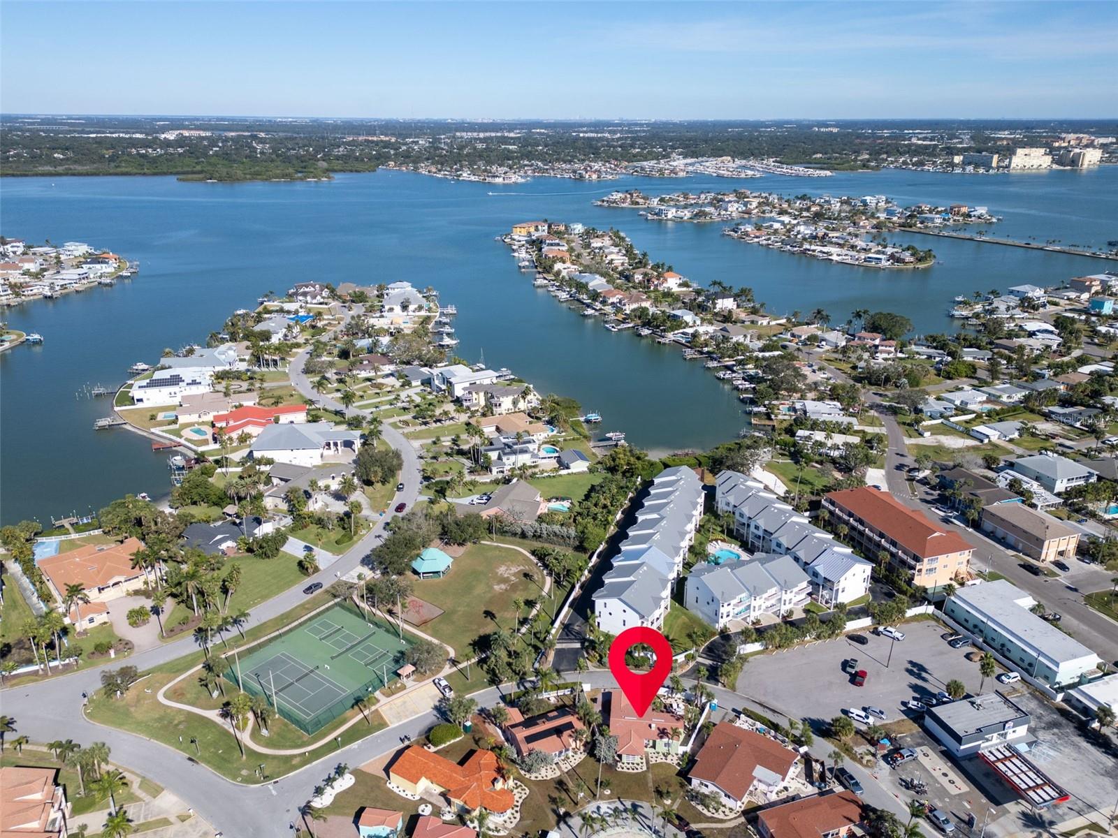 16613 GULF BLVD, NORTH REDINGTON BEACH, FL — photo 46