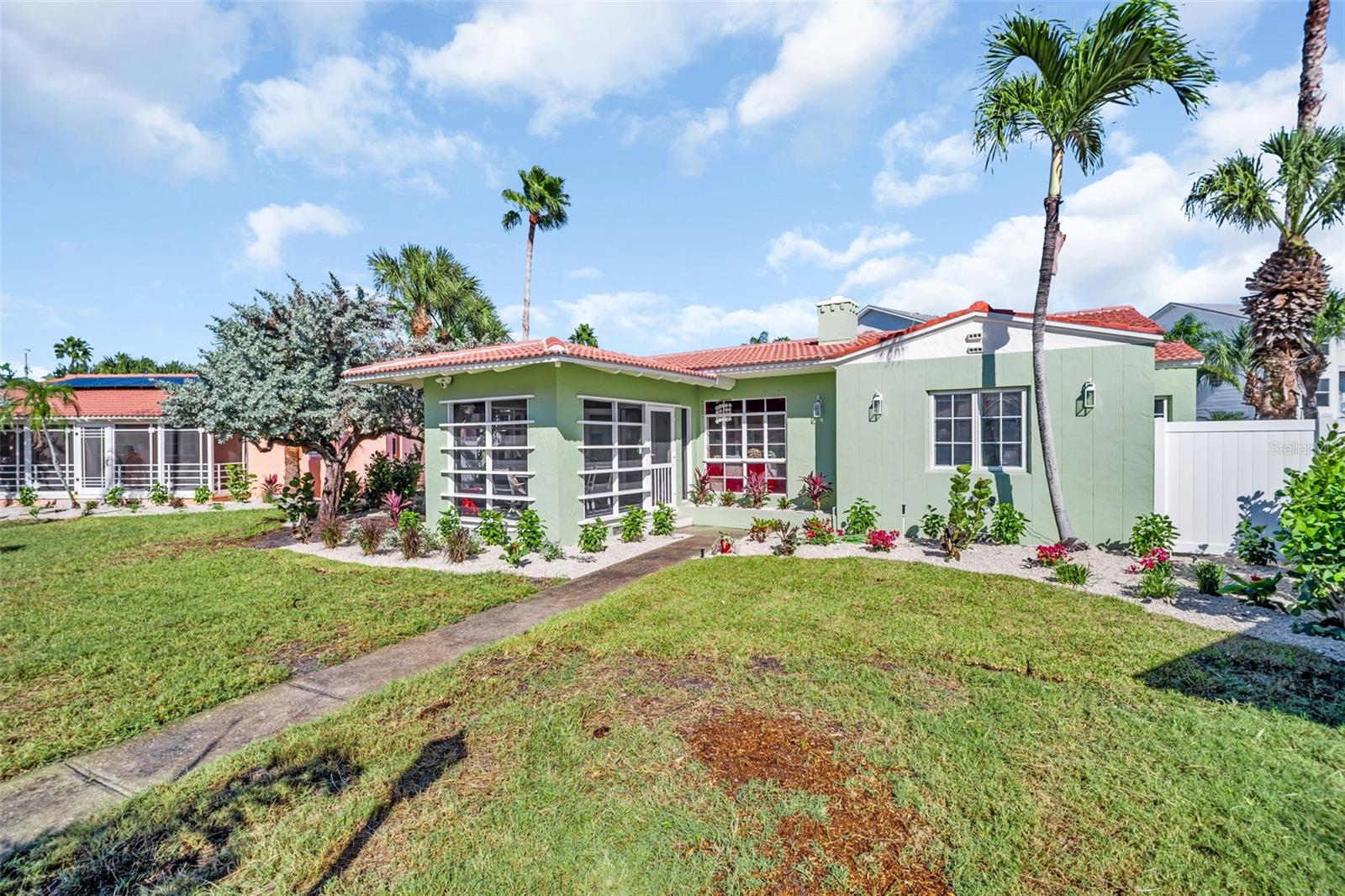16613 GULF BLVD, NORTH REDINGTON BEACH, FL — photo 51