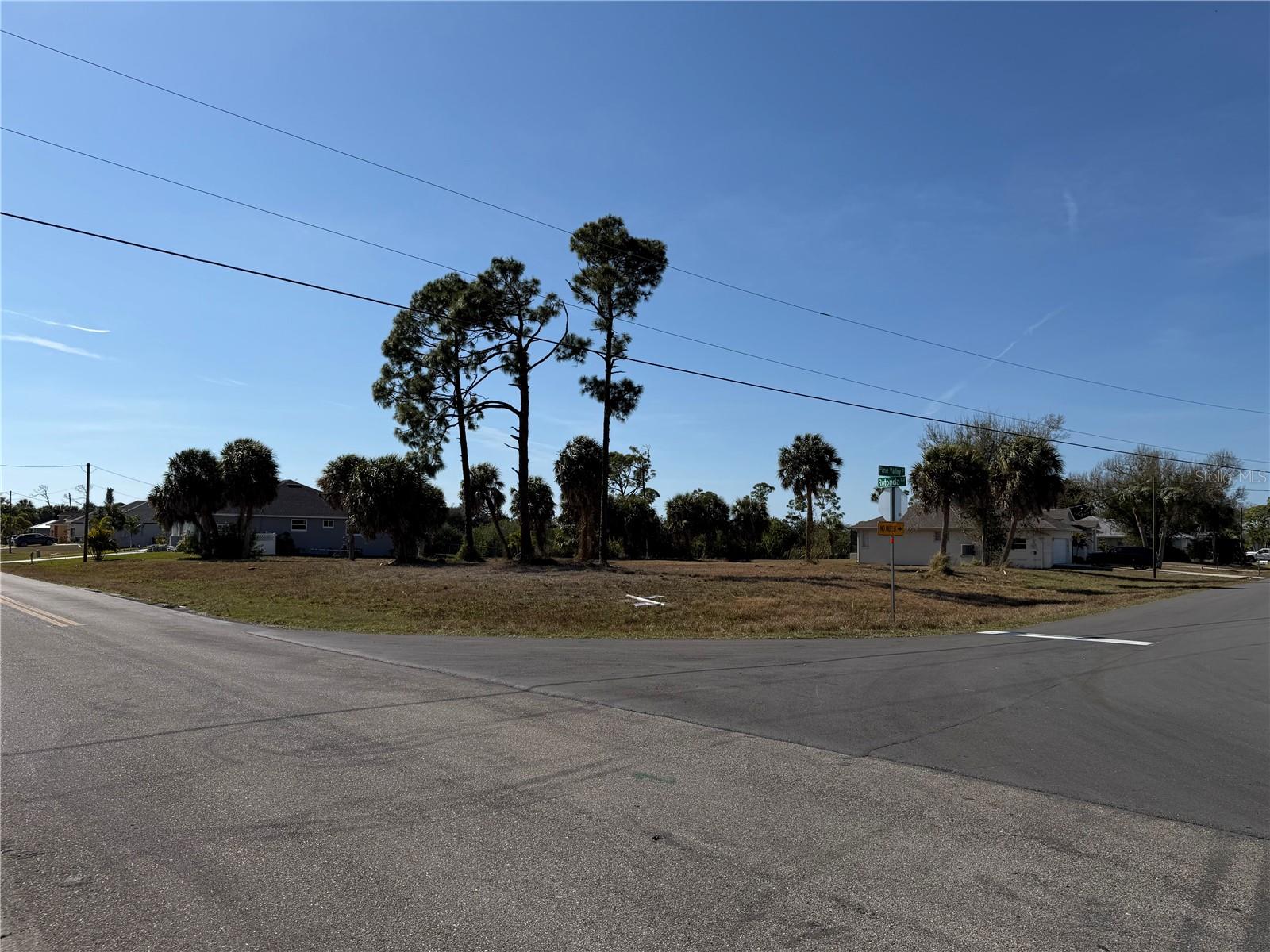 2 PINE VALLEY CT, ROTONDA WEST, FL — photo 17