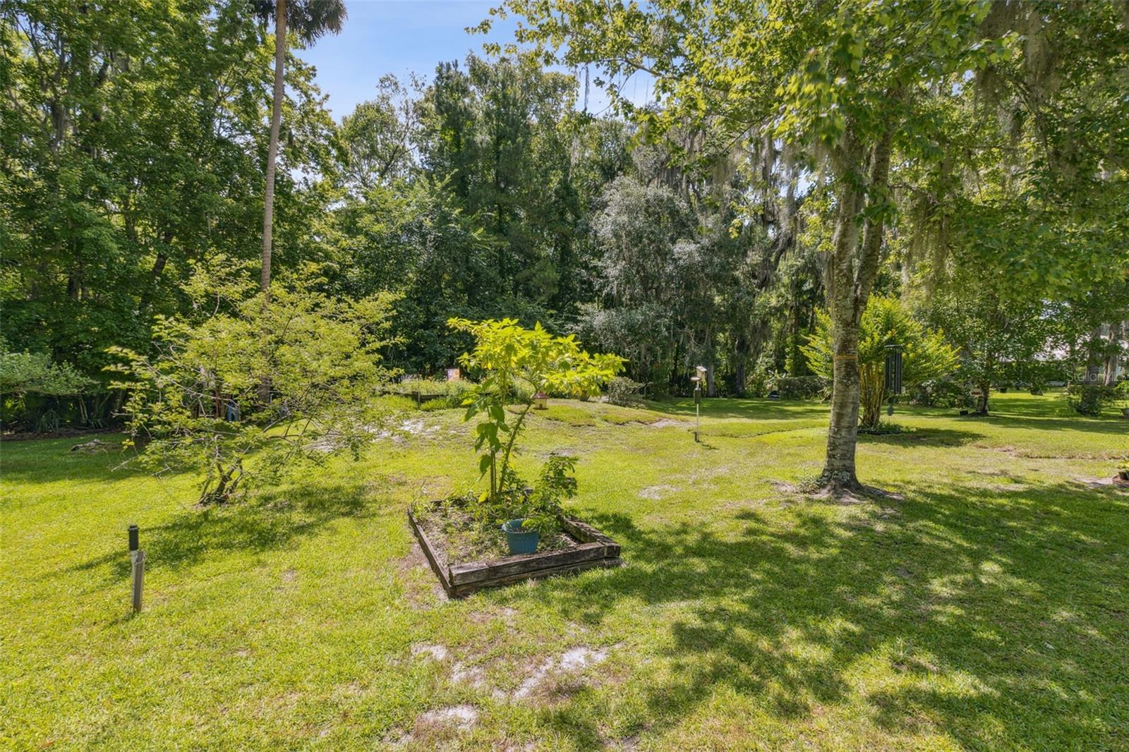 166 MOUNT ROYAL AVE, CRESCENT CITY, FL — photo 49