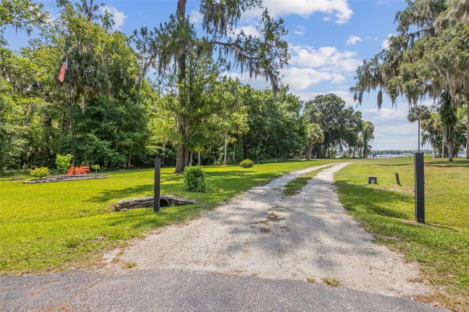 166 MOUNT ROYAL AVE, CRESCENT CITY, FL — photo 56