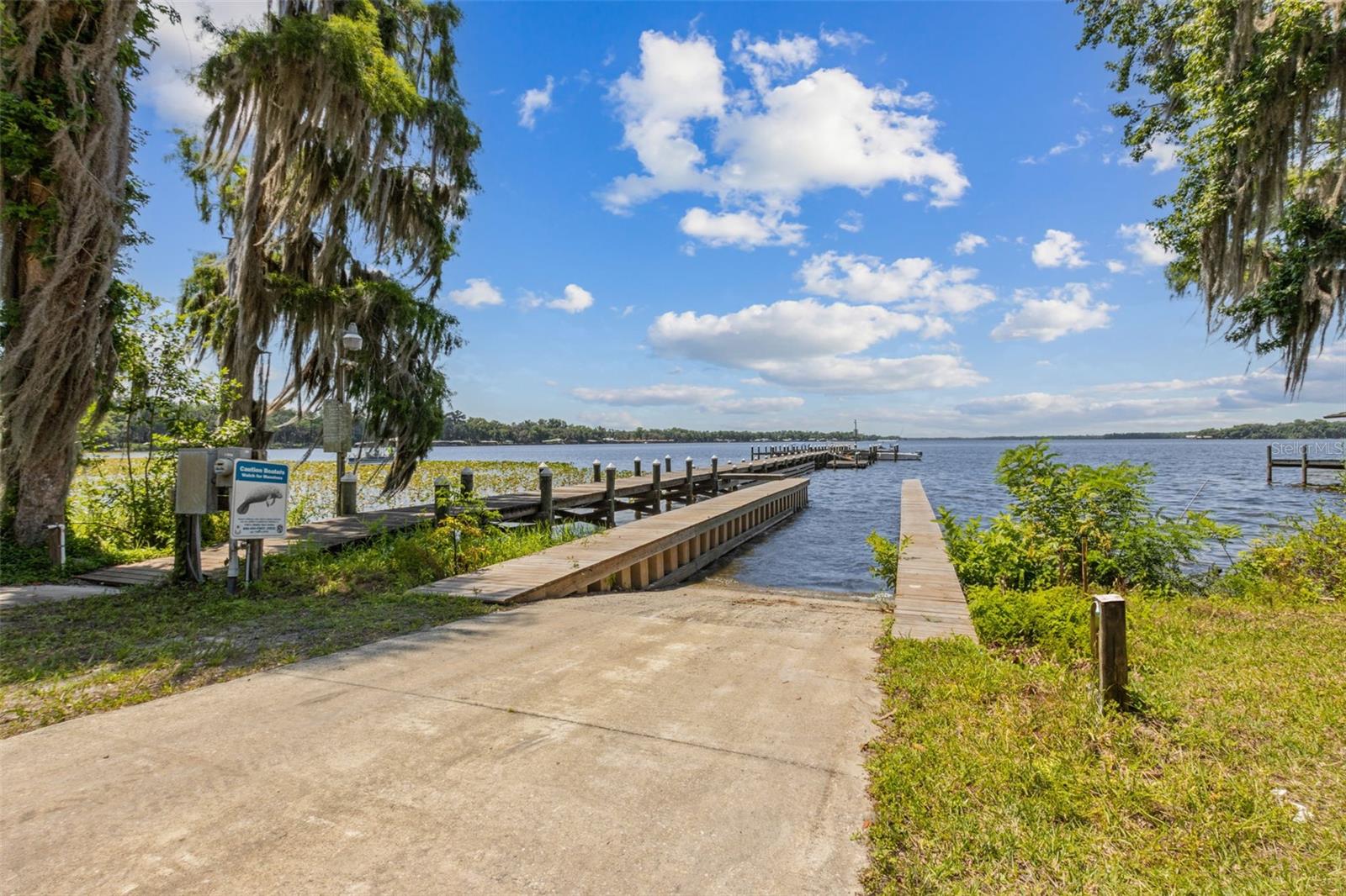 166 MOUNT ROYAL AVE, CRESCENT CITY, FL — photo 57