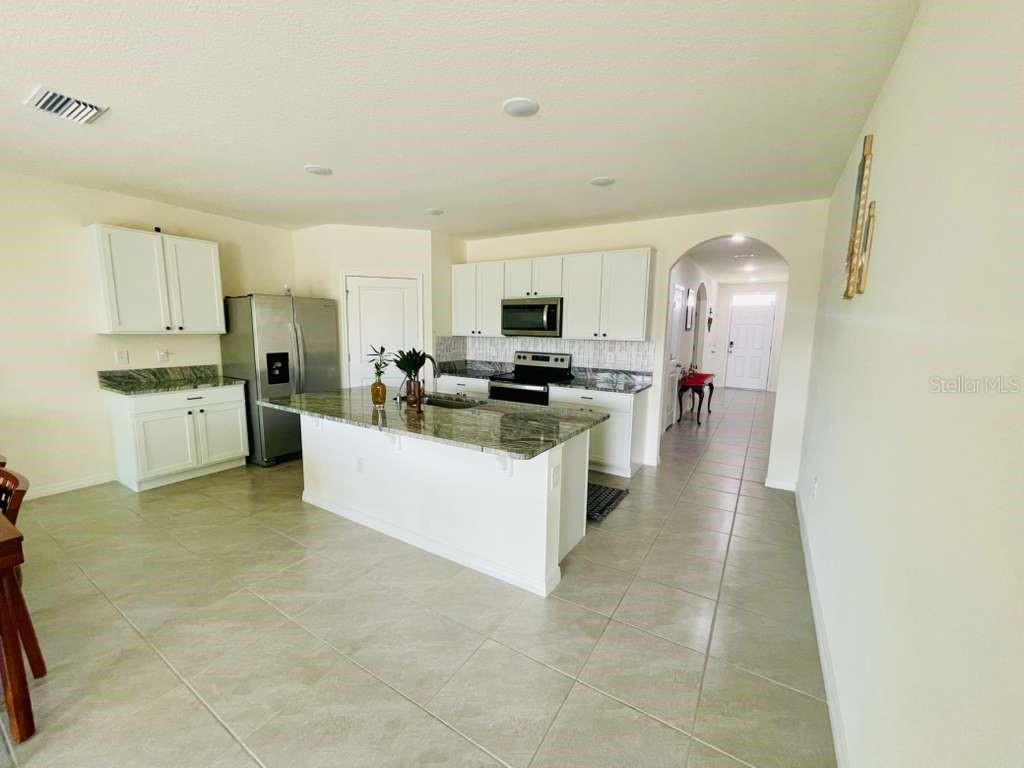 8954 FORGE BREEZE LOOP, WESLEY CHAPEL, FL — photo 28