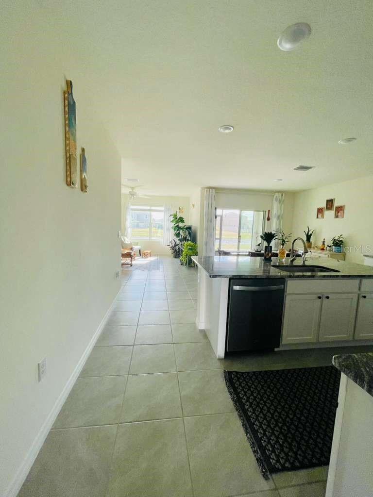 8954 FORGE BREEZE LOOP, WESLEY CHAPEL, FL — photo 29
