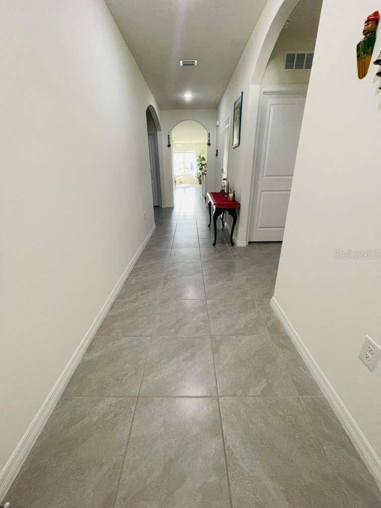 8954 FORGE BREEZE LOOP, WESLEY CHAPEL, FL — photo 30