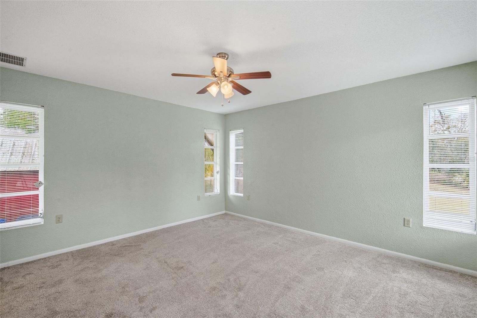 , NEW PORT RICHEY, FL — photo 45