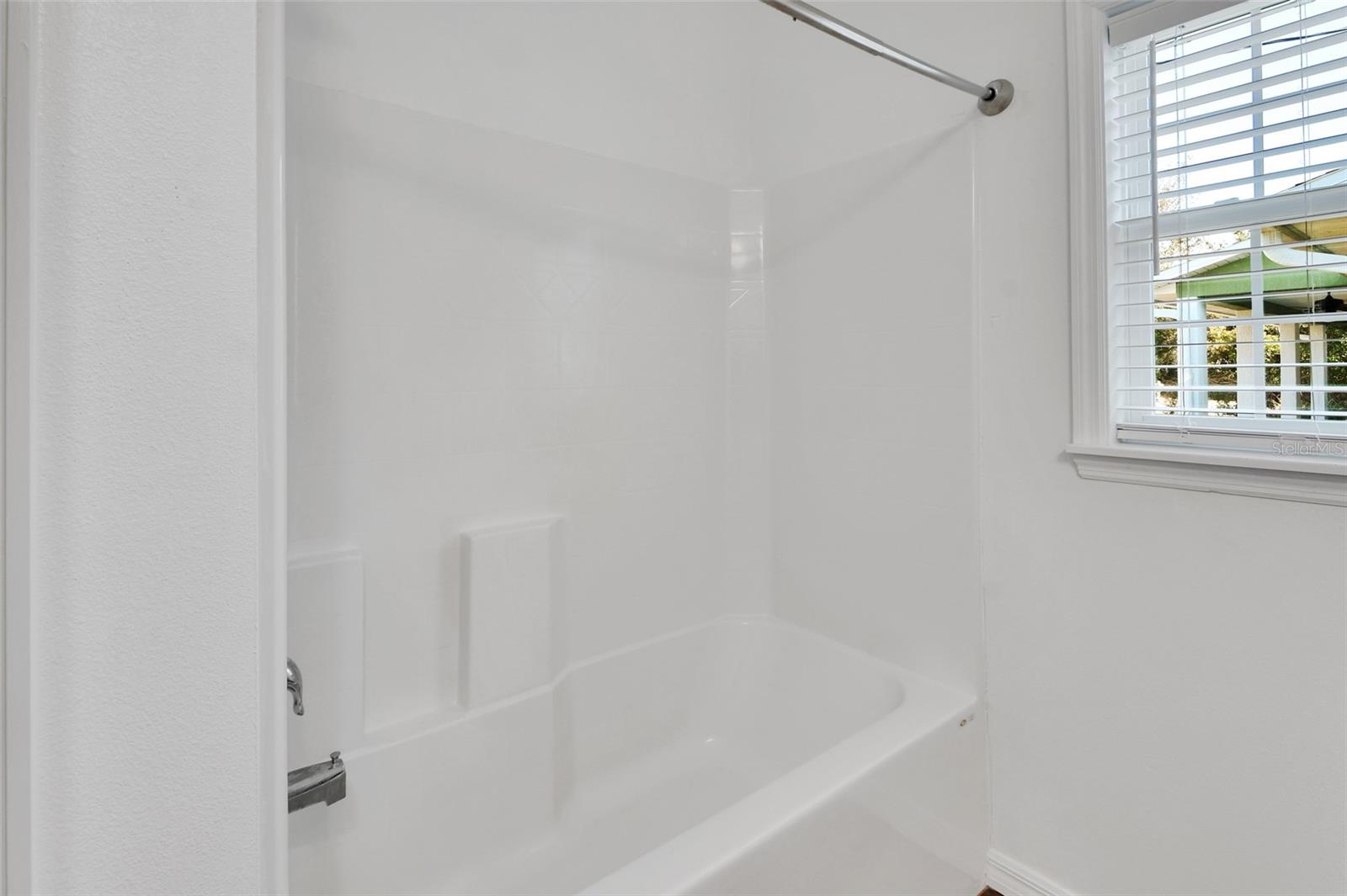 178 DOVER LN, DELAND, FL — photo 17