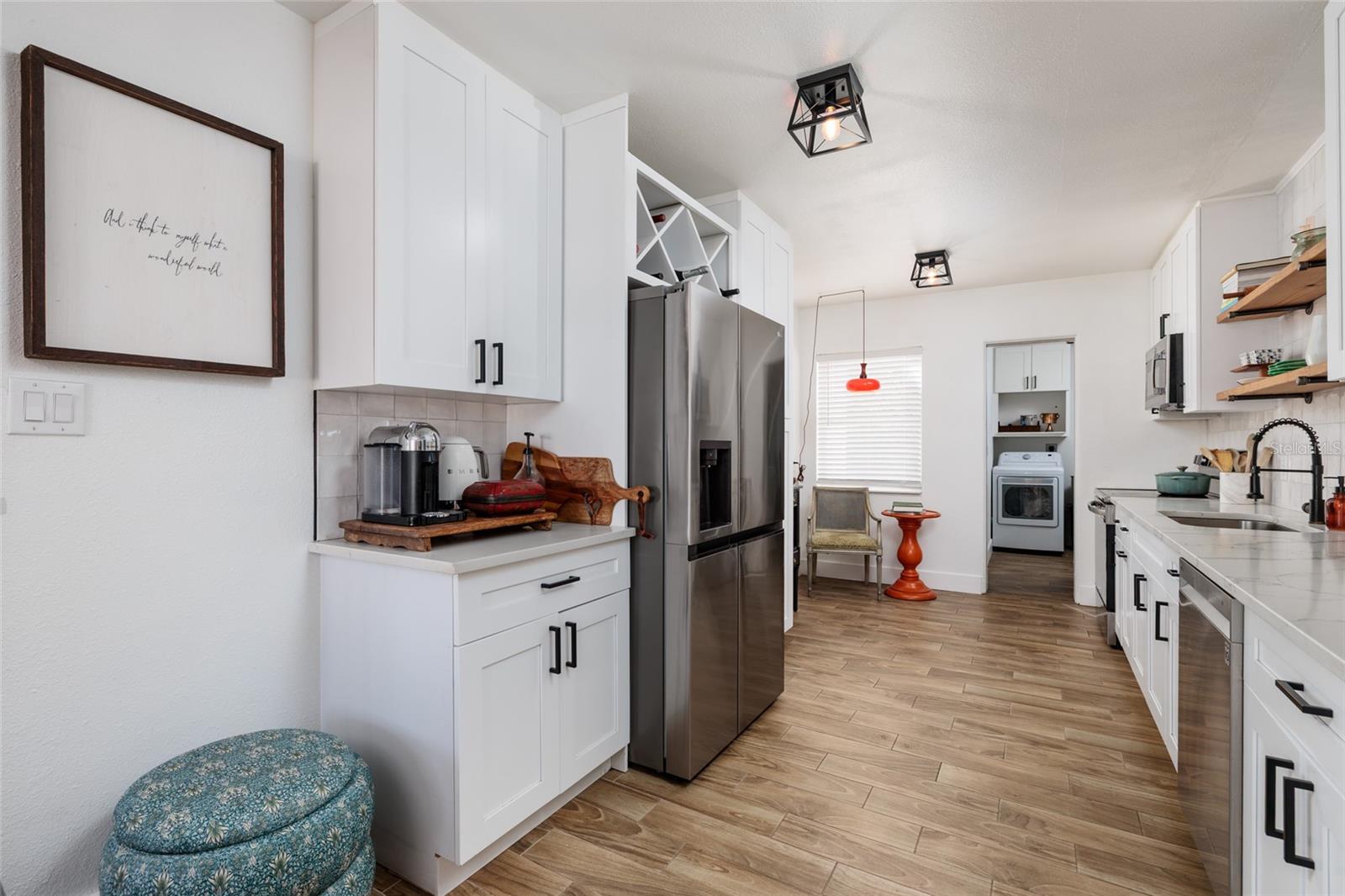 600 74TH AVE N, ST PETERSBURG, FL — photo 8