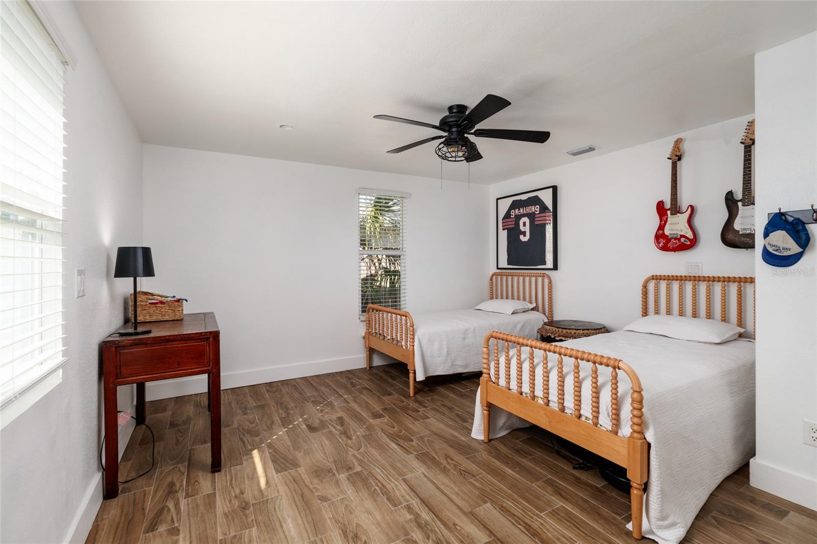 600 74TH AVE N, ST PETERSBURG, FL — photo 14