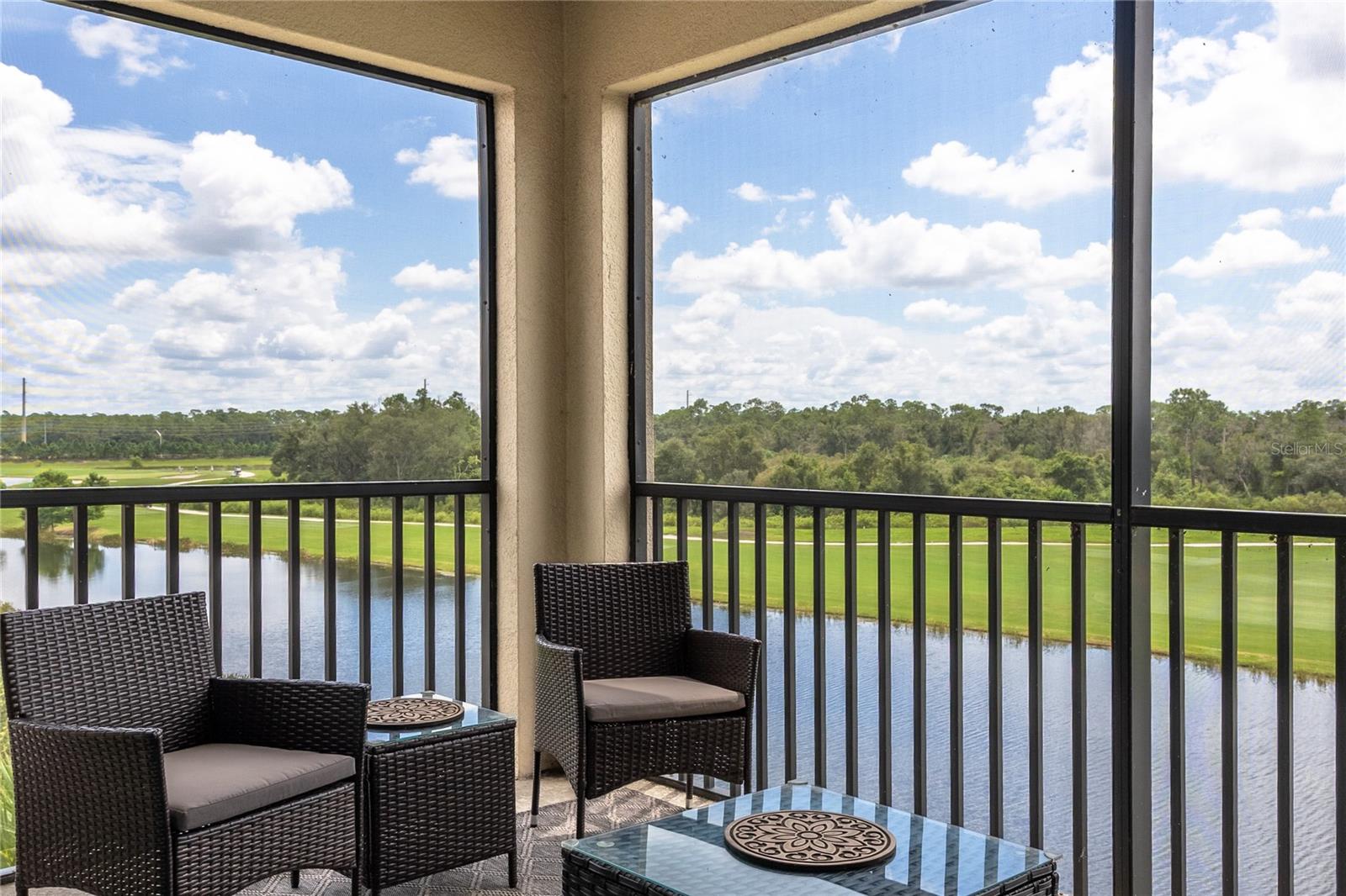 17902 GAWTHROP DR #401, BRADENTON, FL