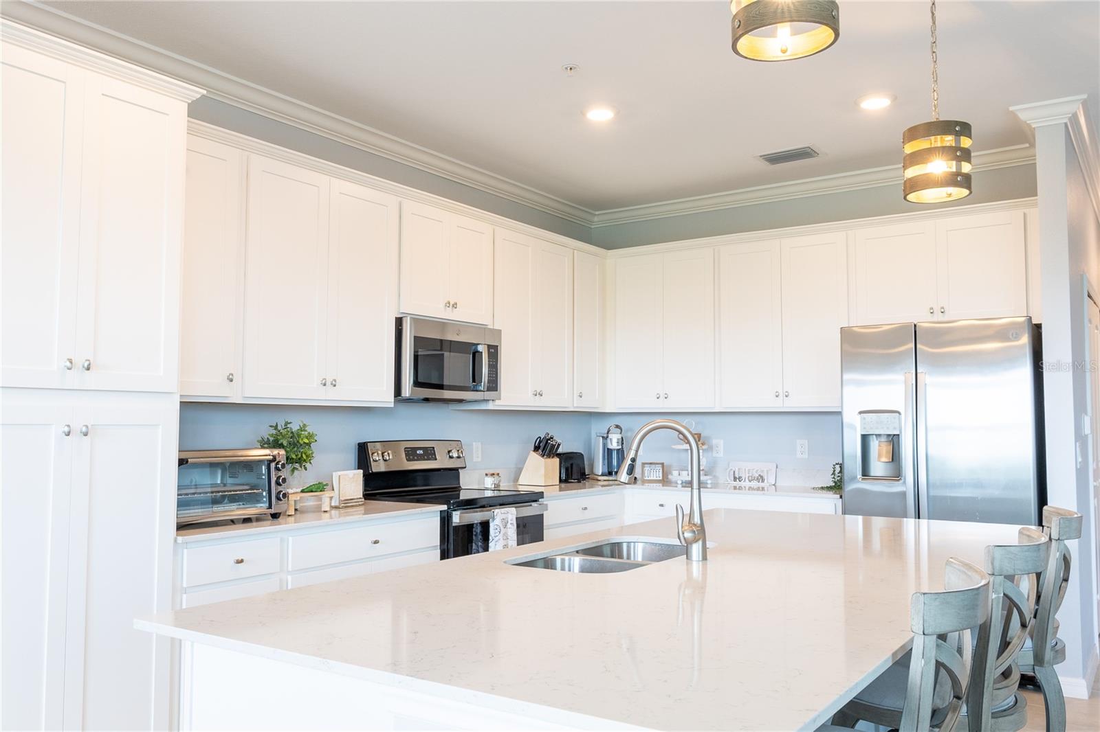17902 GAWTHROP DR #401, BRADENTON, FL — photo 4