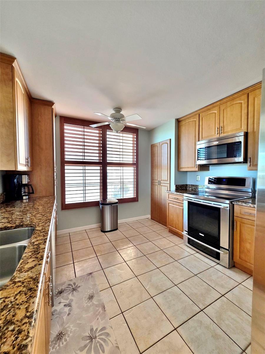 4570 PINEBROOK CIR #208, BRADENTON, FL — photo 32