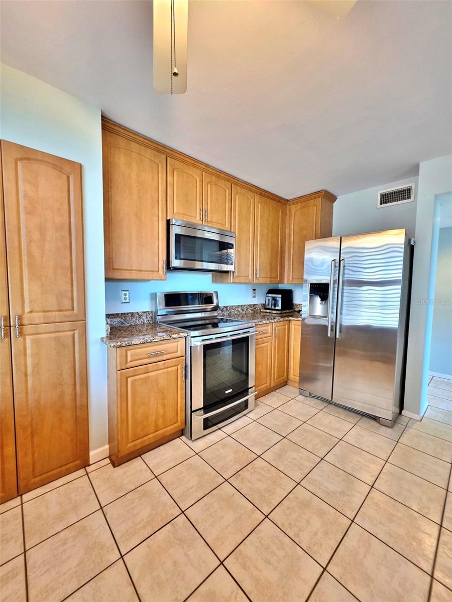 4570 PINEBROOK CIR #208, BRADENTON, FL — photo 36