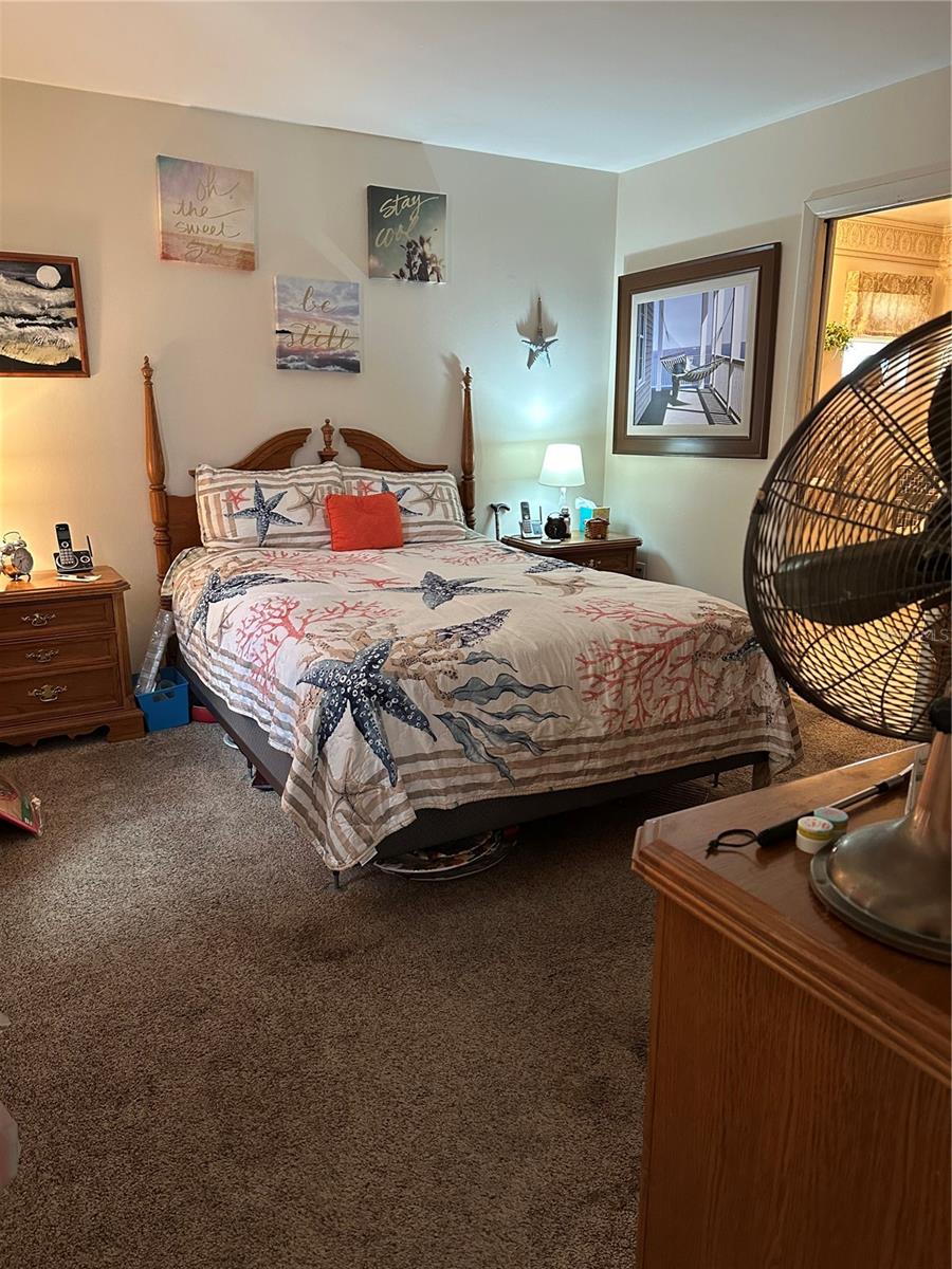 1427 AMY CIR, SPRING HILL, FL — photo 9