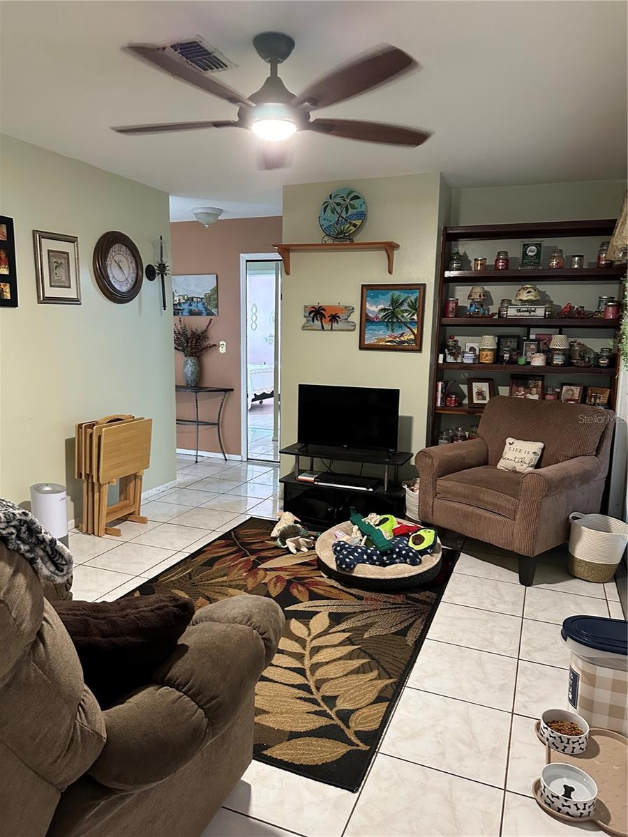 1427 AMY CIR, SPRING HILL, FL — photo 13